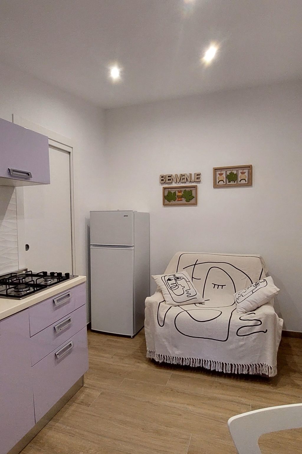 Freistehendes Zwei-Zimmer-Haus-Image-tags.info