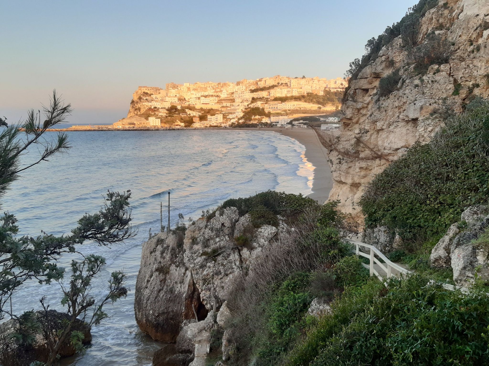 Freistehendes Zwei-Zimmer-Haus-Image-tags.info