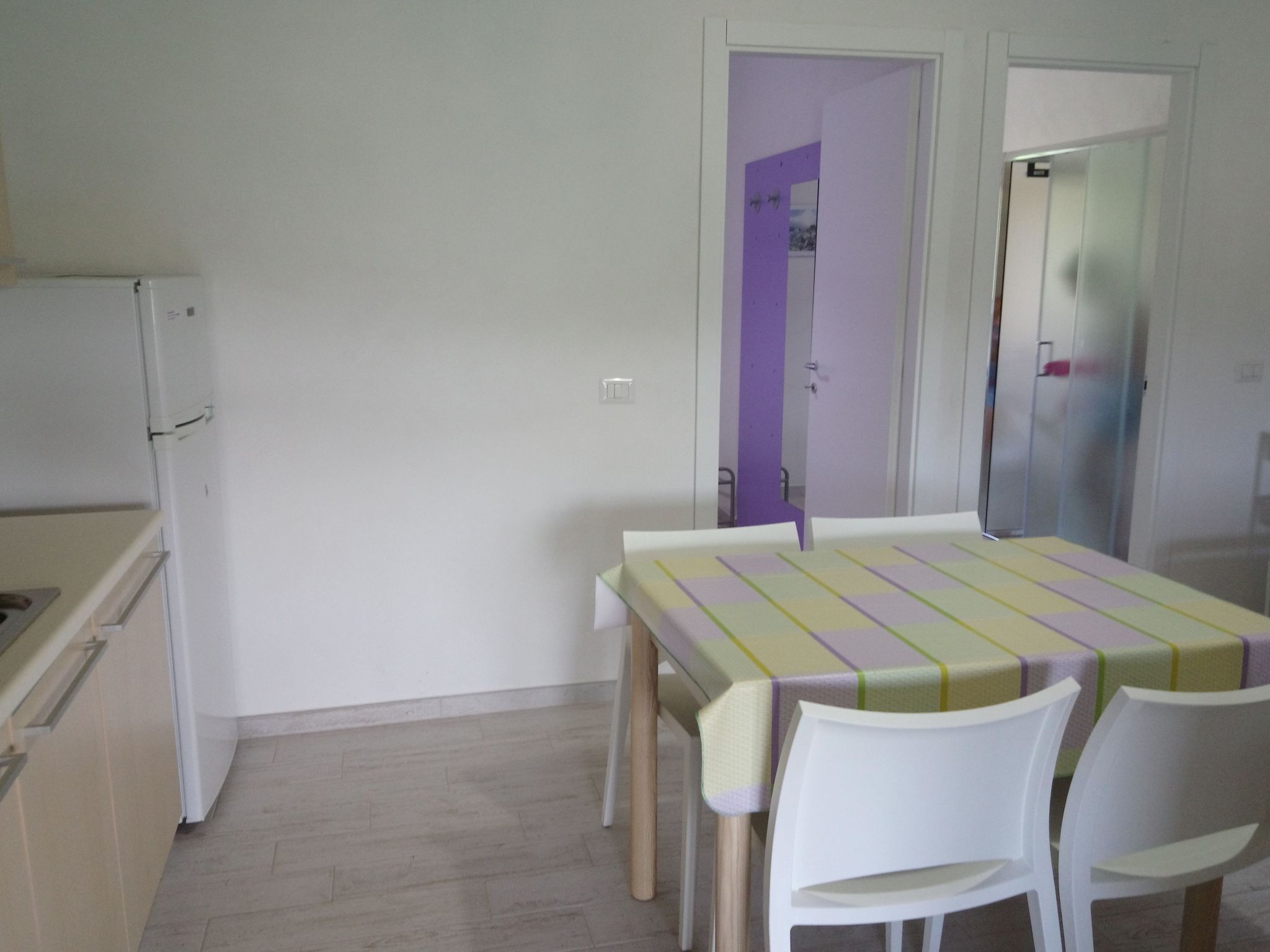 Zwei-Zimmer-Penthouse-Wohnung mit Terrasse mit Meerblick-Image-tags.info