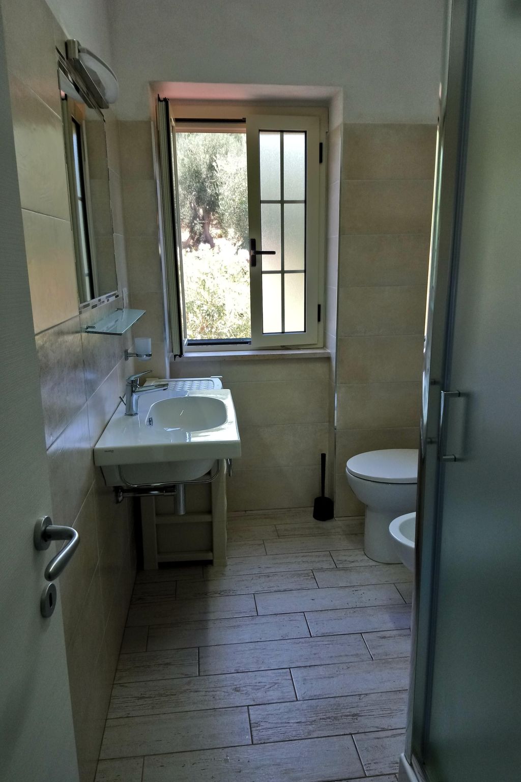 Zwei-Zimmer-Penthouse-Wohnung mit Terrasse mit Meerblick-Image-tags.info