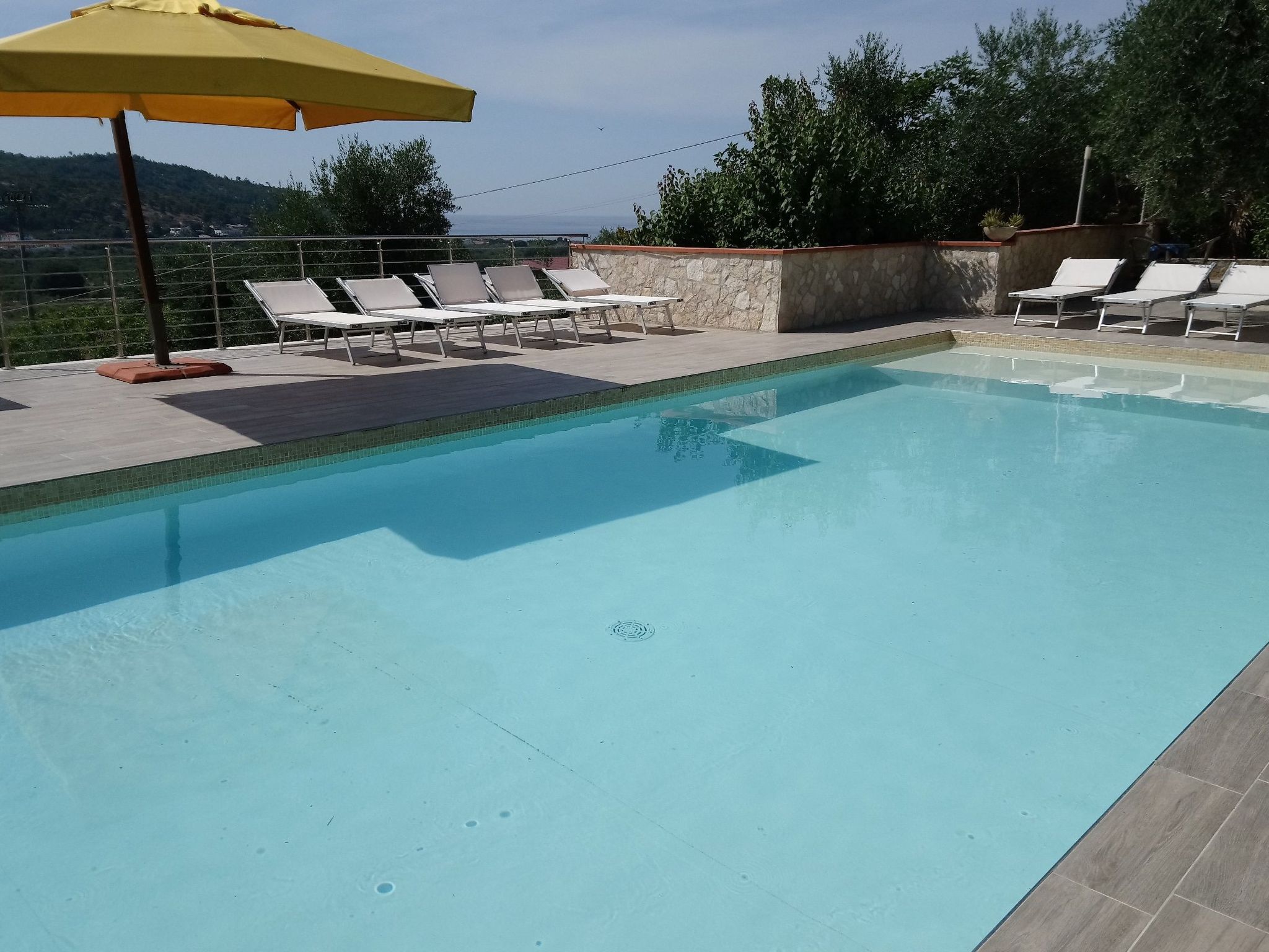 Zwei-Zimmer-Penthouse-Wohnung mit Terrasse mit Meerblick-Image-tags.info