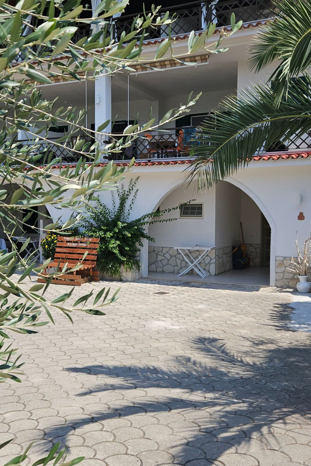 Zwei-Zimmer-Penthouse-Wohnung mit Terrasse mit Meerblick-Image-tags.info