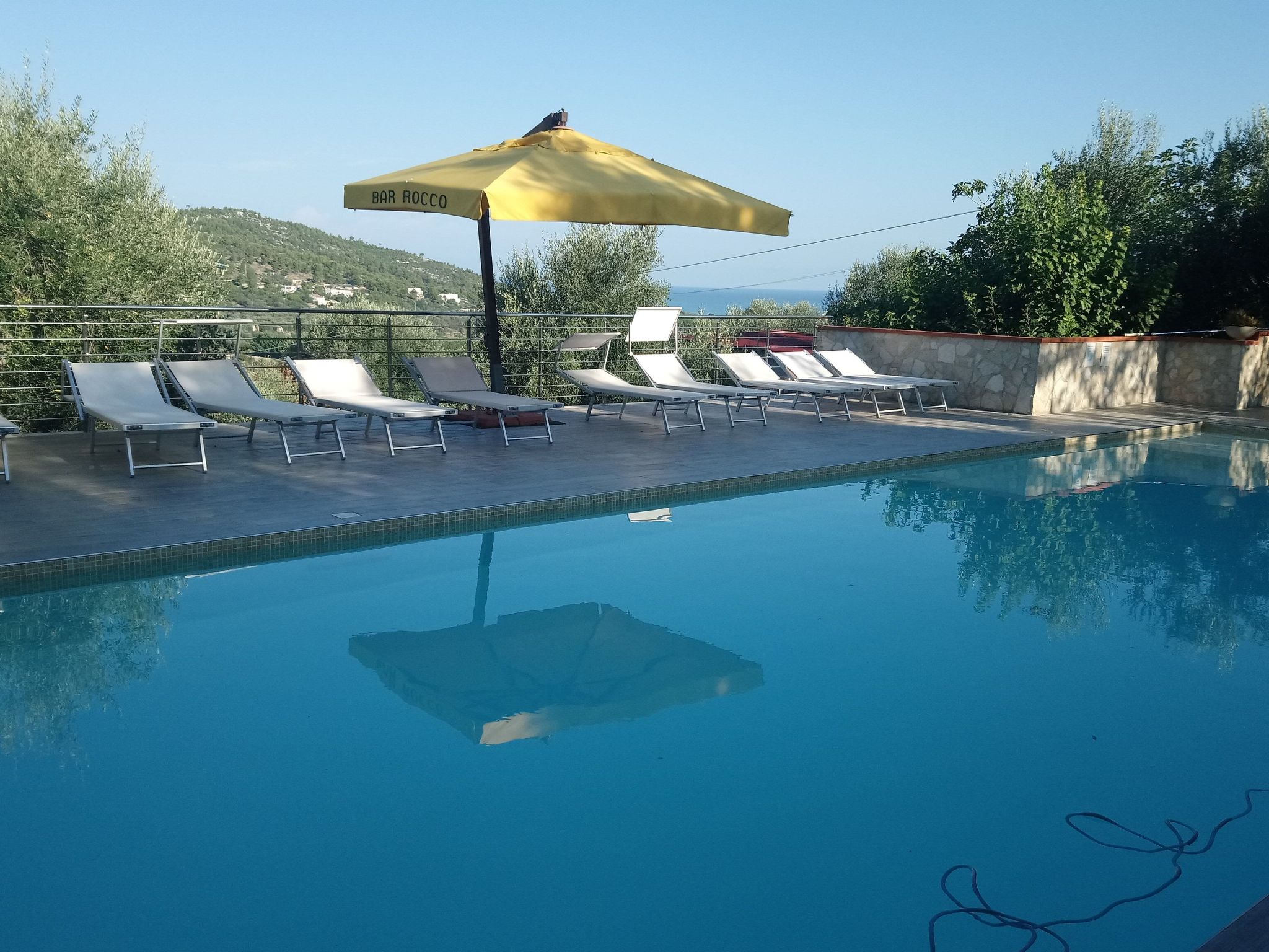 Brandneue Wohnung in Villa mit Schwimmbad-Image-tags.info