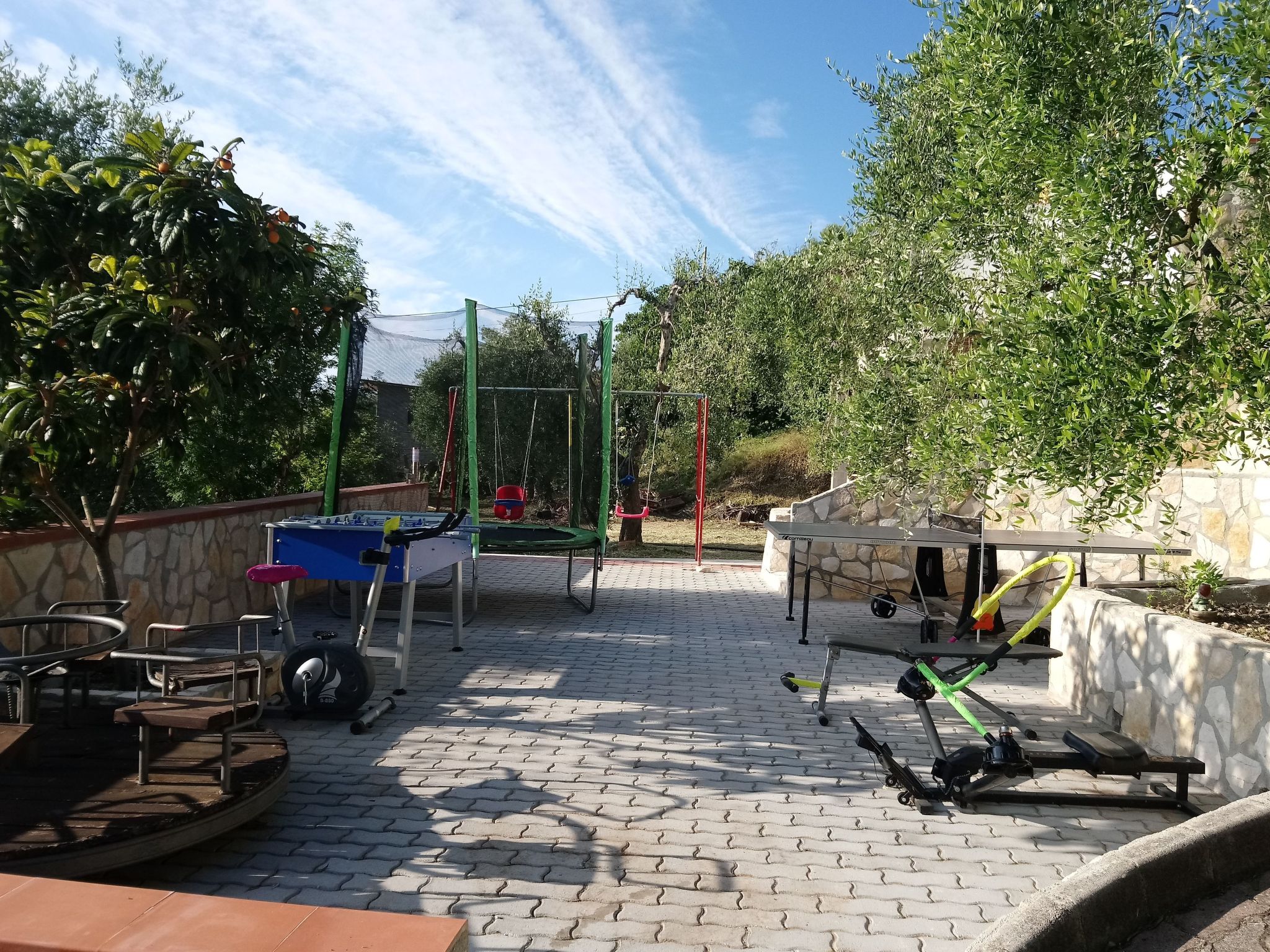 Brandneue Wohnung in Villa mit Schwimmbad-Image-tags.info