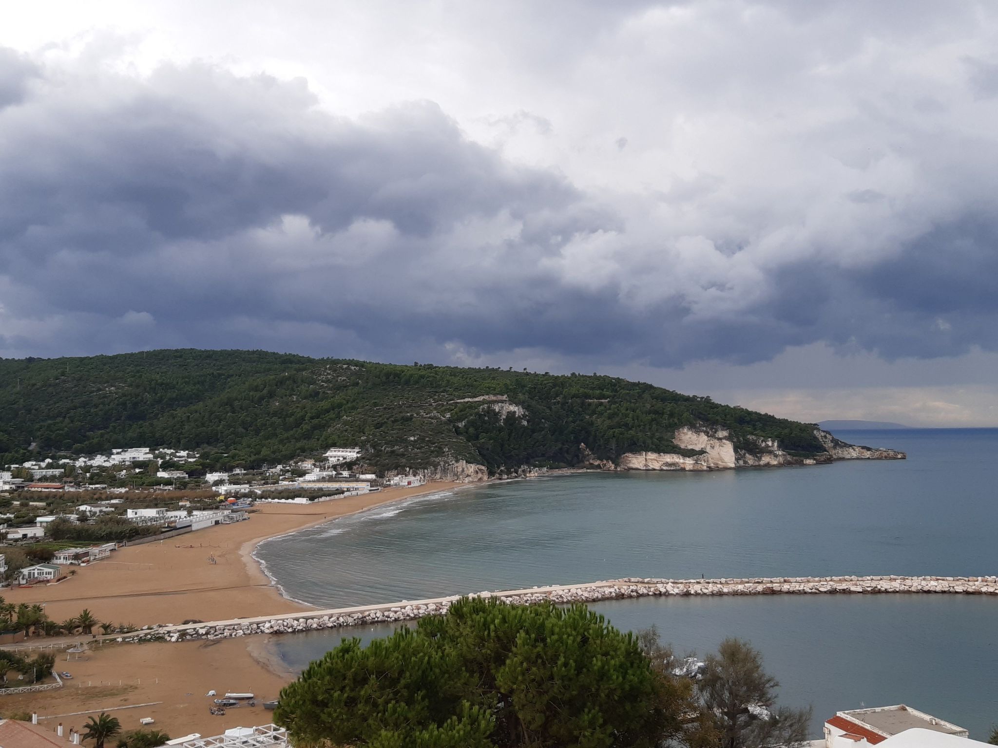 Brandneue Wohnung in Villa mit Schwimmbad-Image-tags.info