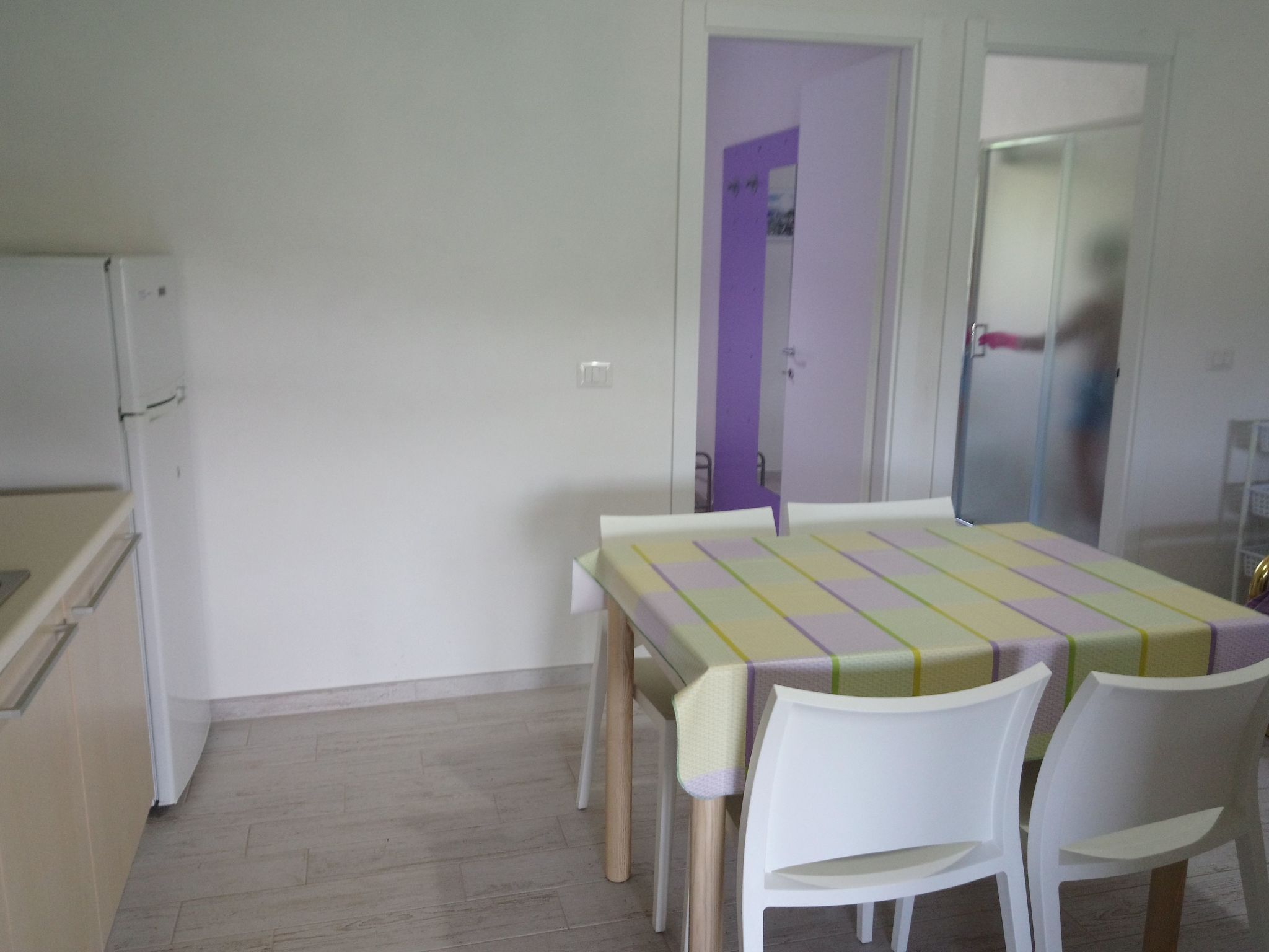 Zwei-Zimmer-Penthouse-Wohnung mit Terrasse mit Meerblick-Image-tags.info