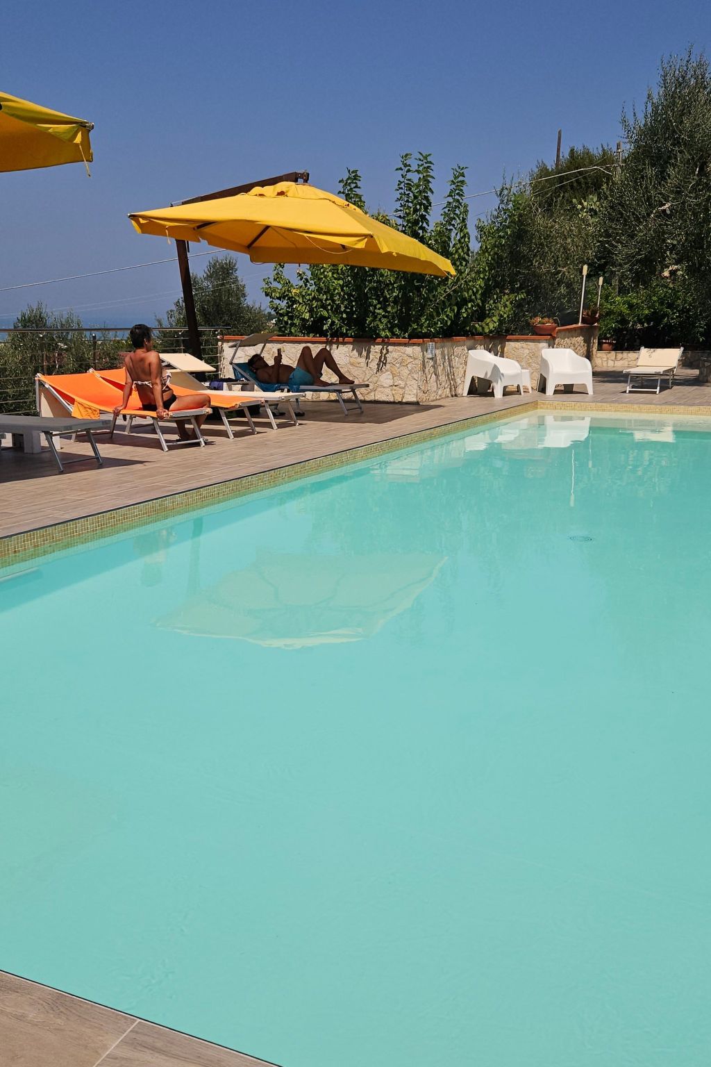 Zwei-Zimmer-Penthouse-Wohnung mit Terrasse mit Meerblick-Image-tags.info