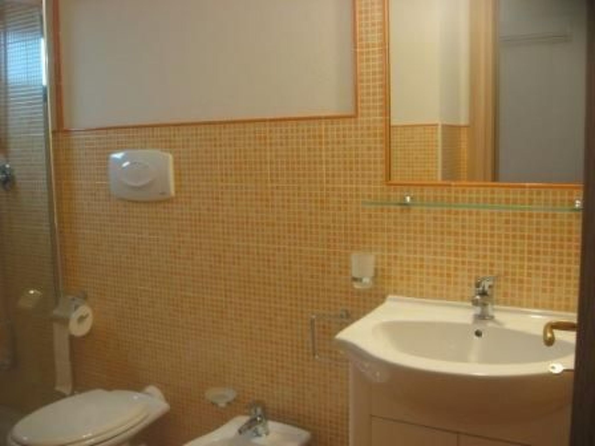 Mit Garten und Kinderschwimmbad-Image-tags.info