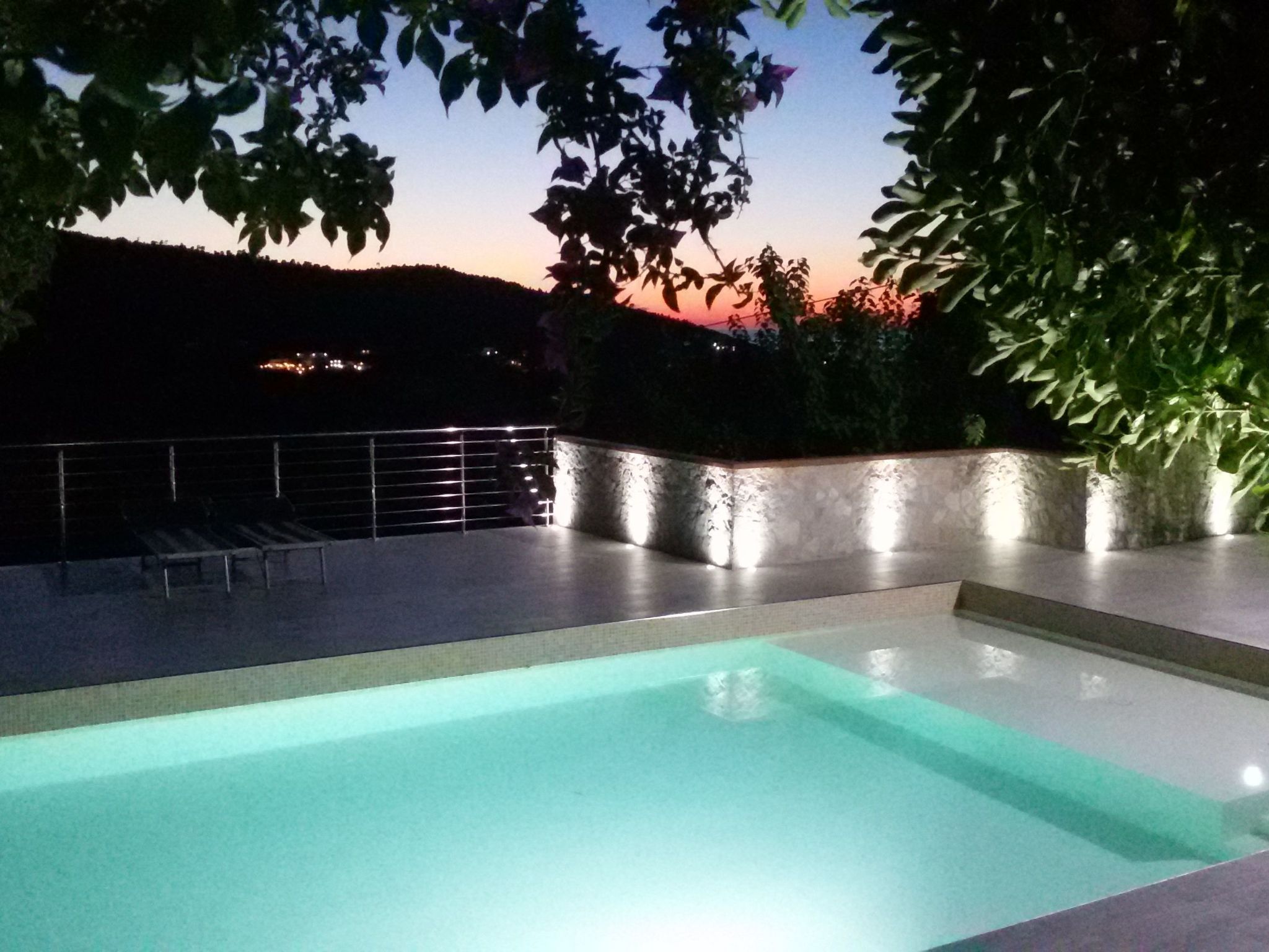 Mit Garten und Kinderschwimmbad-Image-tags.info