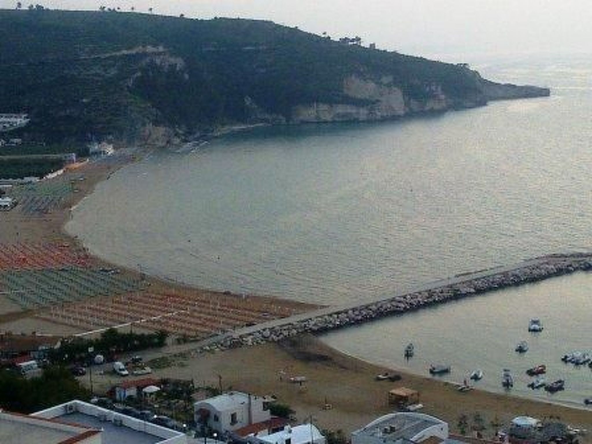 Mit Garten und Kinderschwimmbad-Image-tags.info