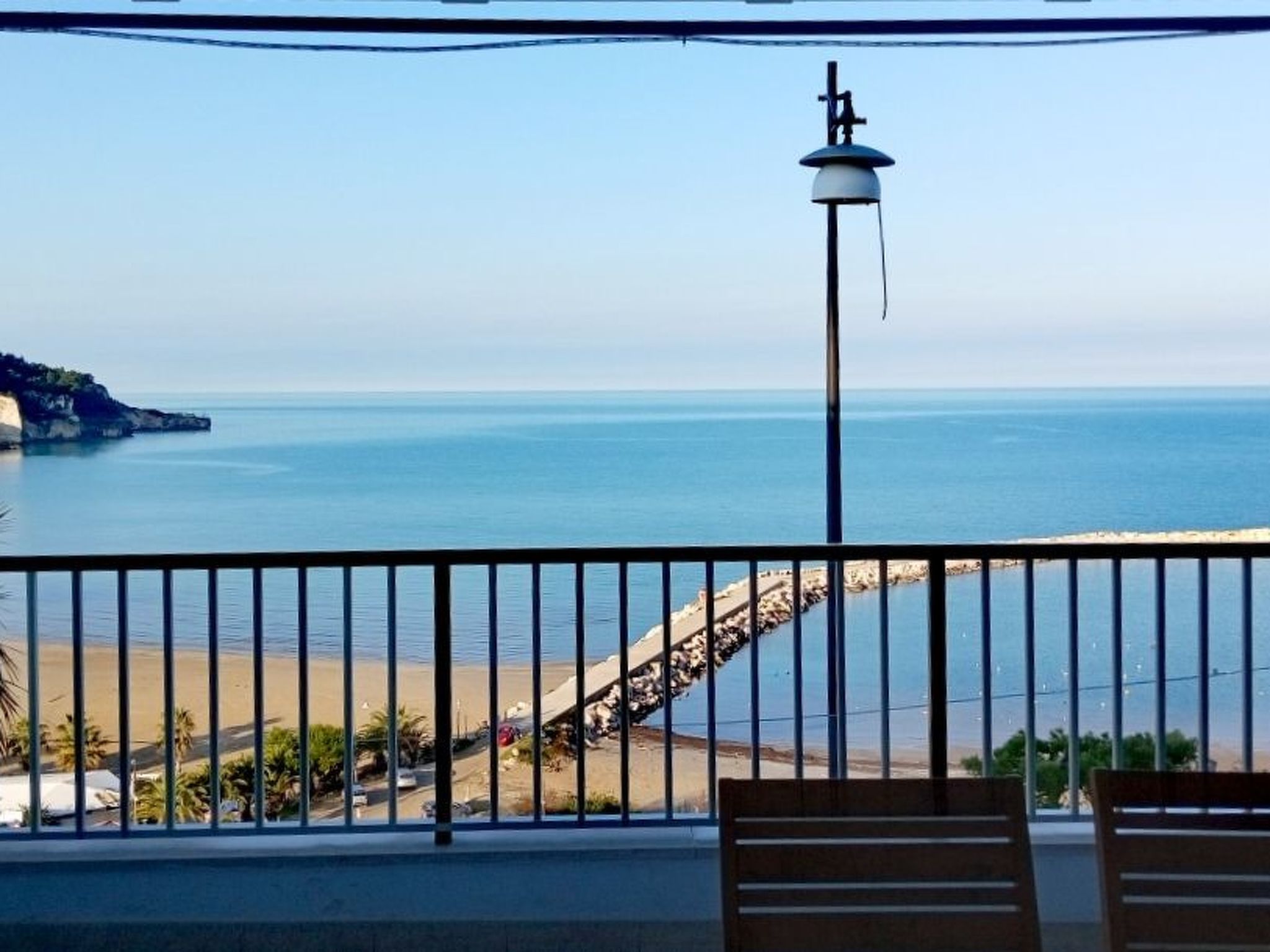 Drei-Zimmer-Wohnung mit Meerblick-Binnen