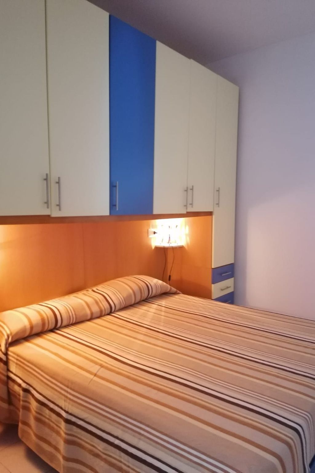 Atemberaubender Blick auf die Bucht von Peschici-Binnen