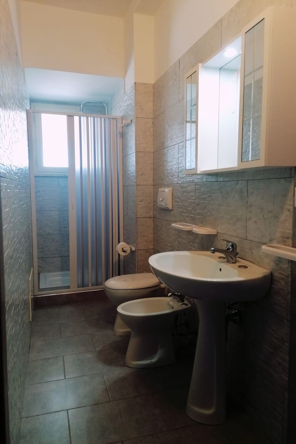 Atemberaubender Blick auf die Bucht von Peschici-Binnen