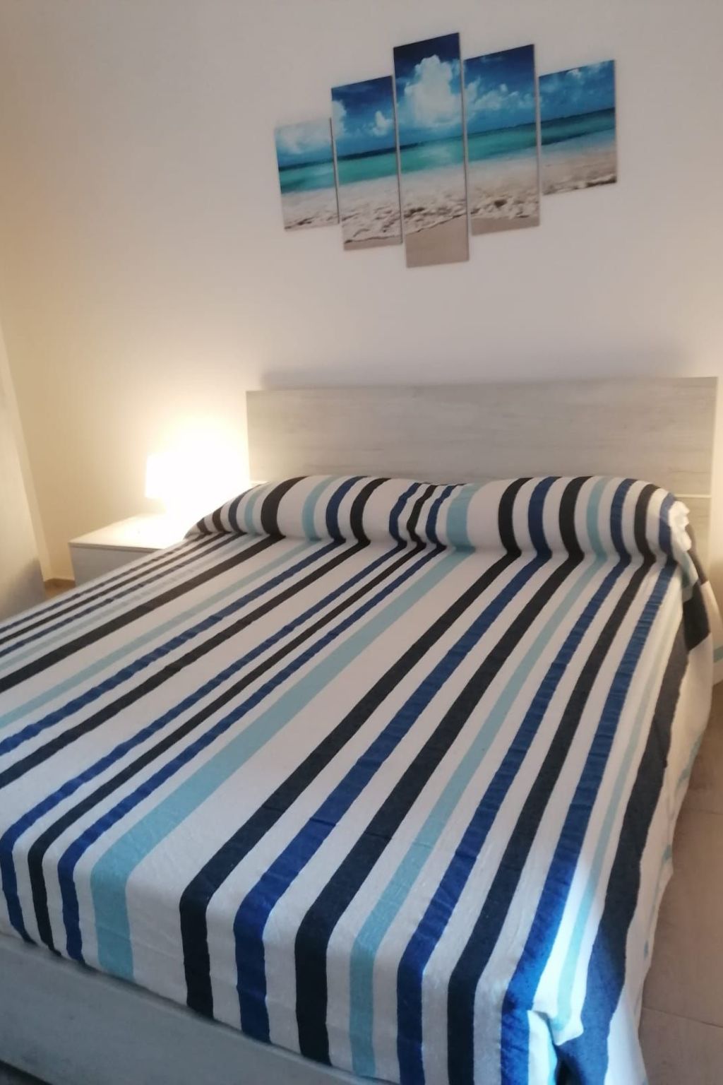 Atemberaubender Blick auf die Bucht von Peschici-Binnen