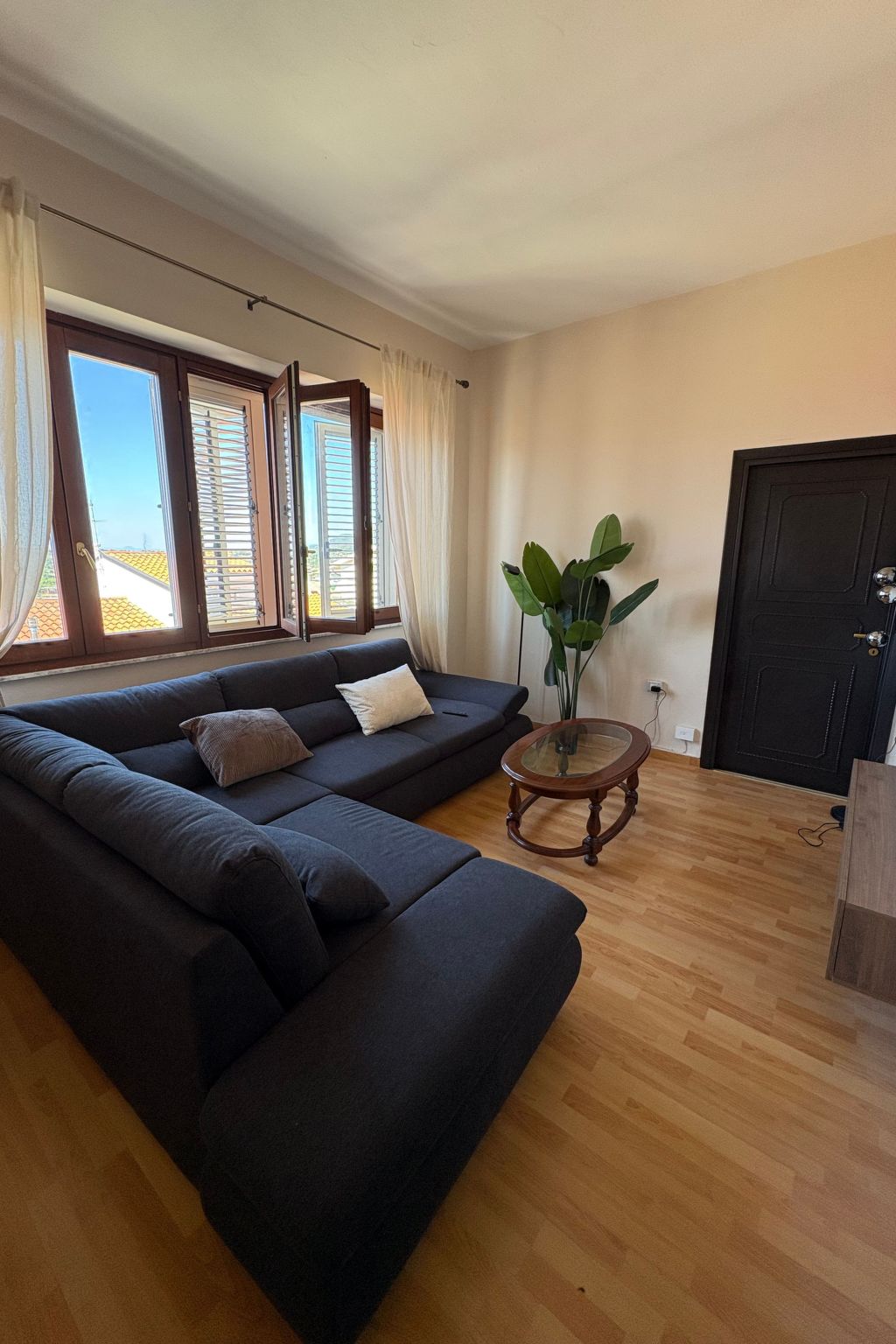 Ideal flat for families or groups attending Time in Jazz 2025 and looking for comfort, nature and adventure. Just a 5-minute walk from the main square - perfect for enjoying the music and relaxing in ..