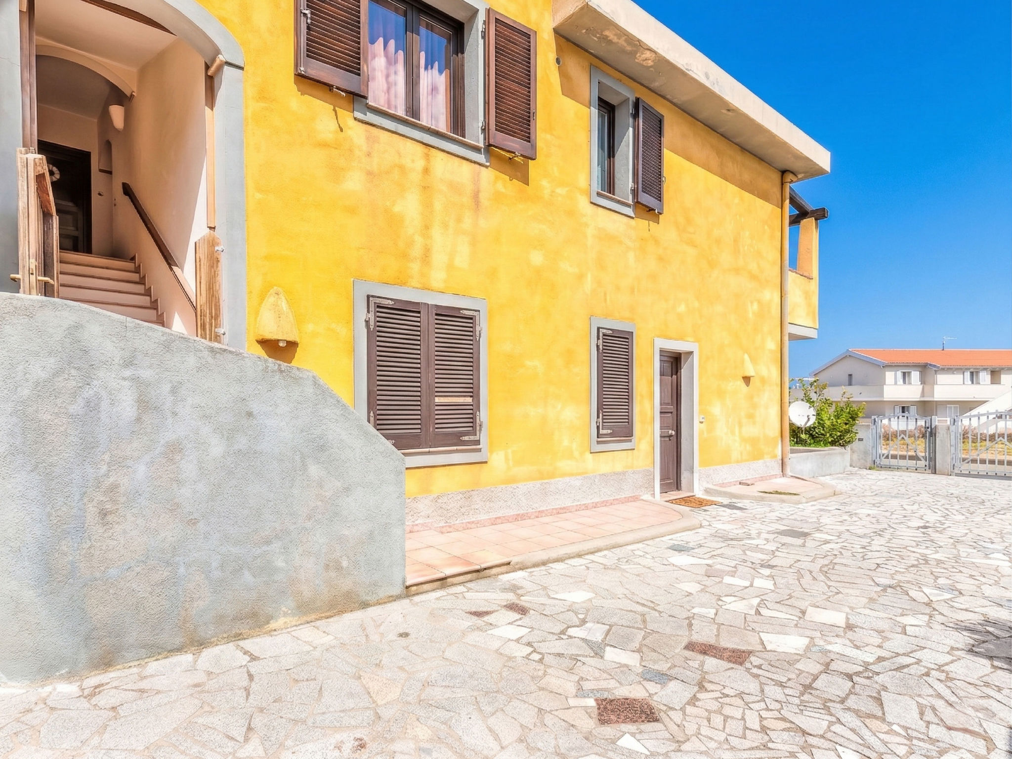 Photo of Angela House