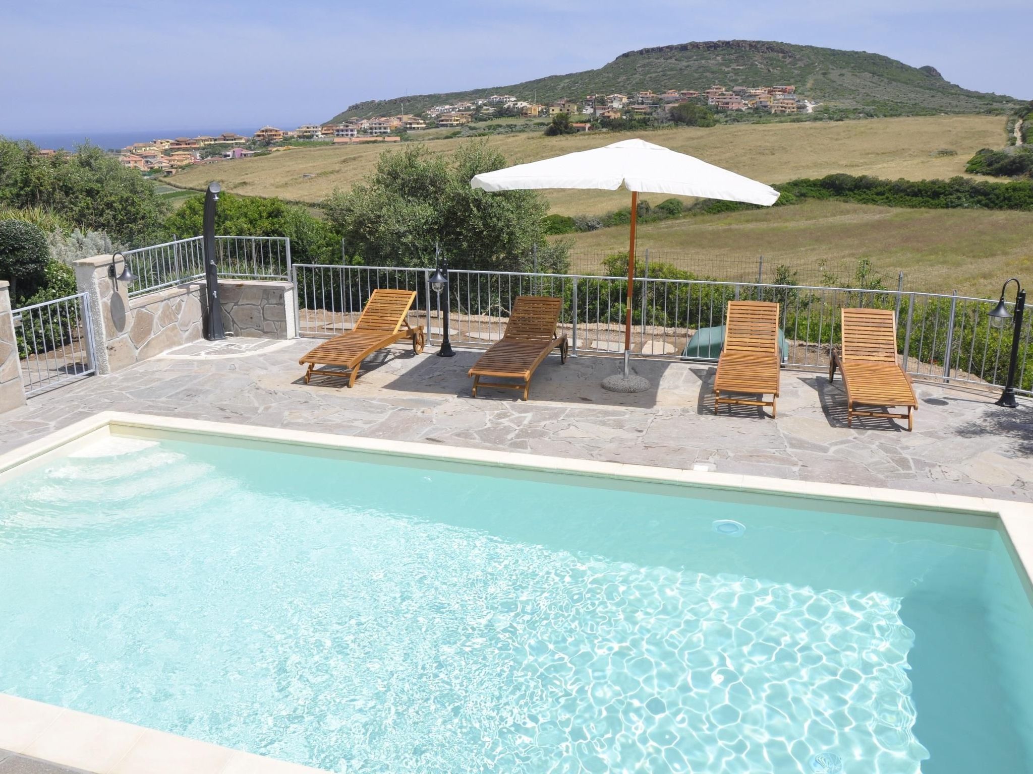 Lubagnu Vacanze- Zwei-Zimmer-Wohnung D-Binnen