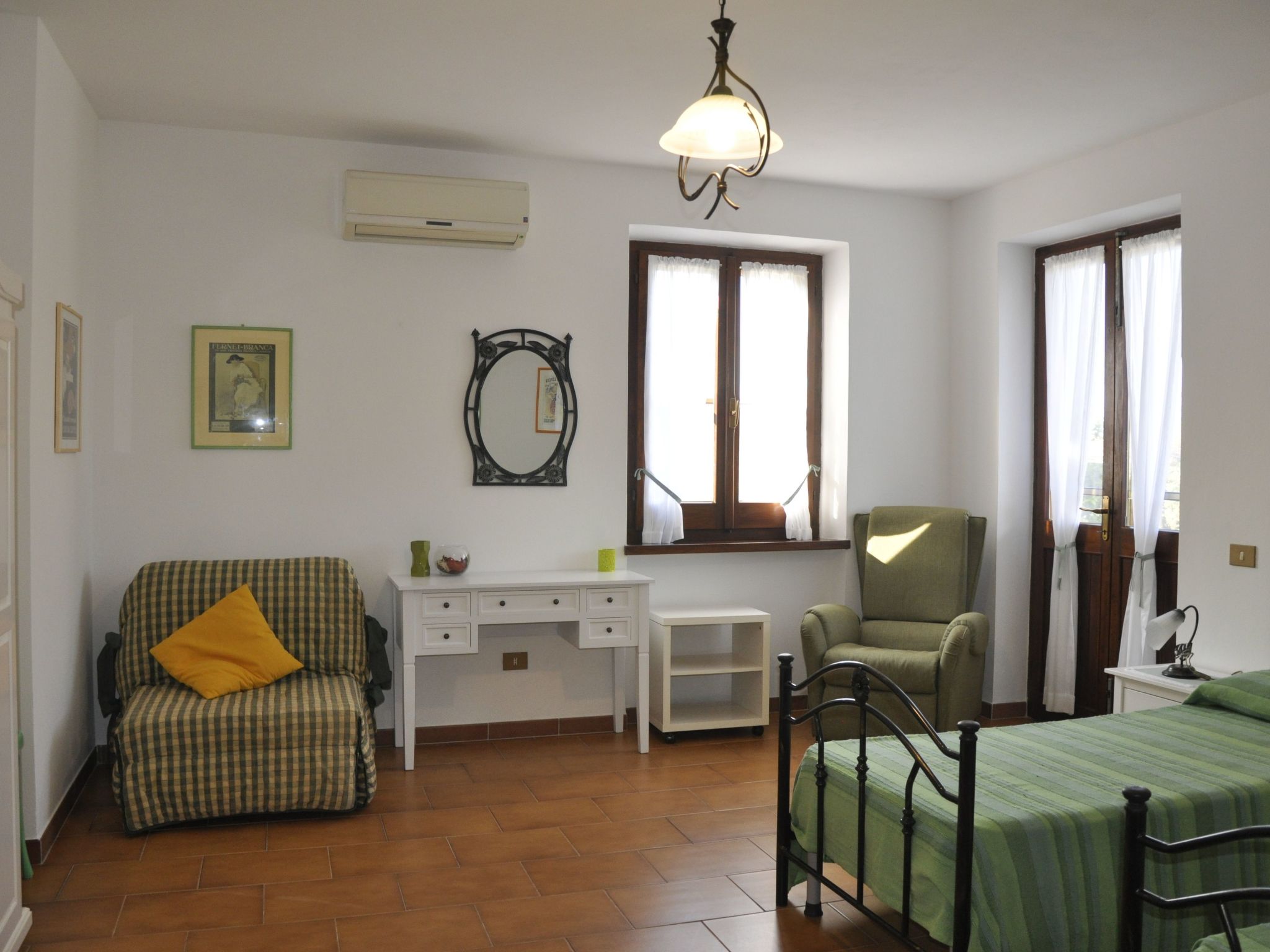 Lubagnu Vacanze- Drei-Zimmer-Wohnung C-Inside