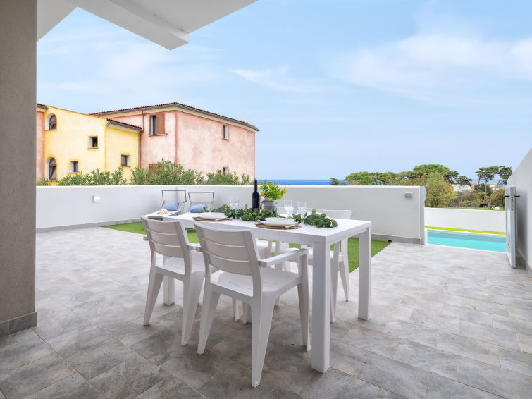 Photo of La terrazza sulla piscina