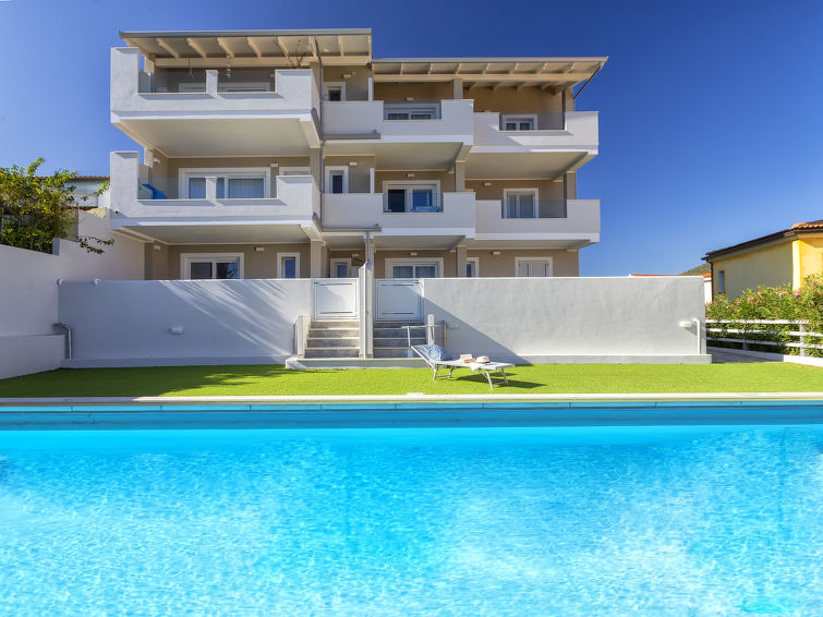 La terrazza sulla piscina Apartment in Valledoria