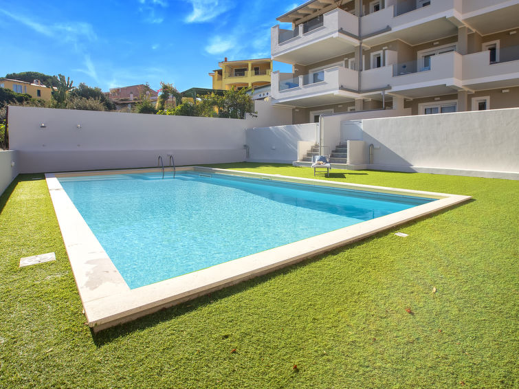 Photo of La terrazza sulla piscina