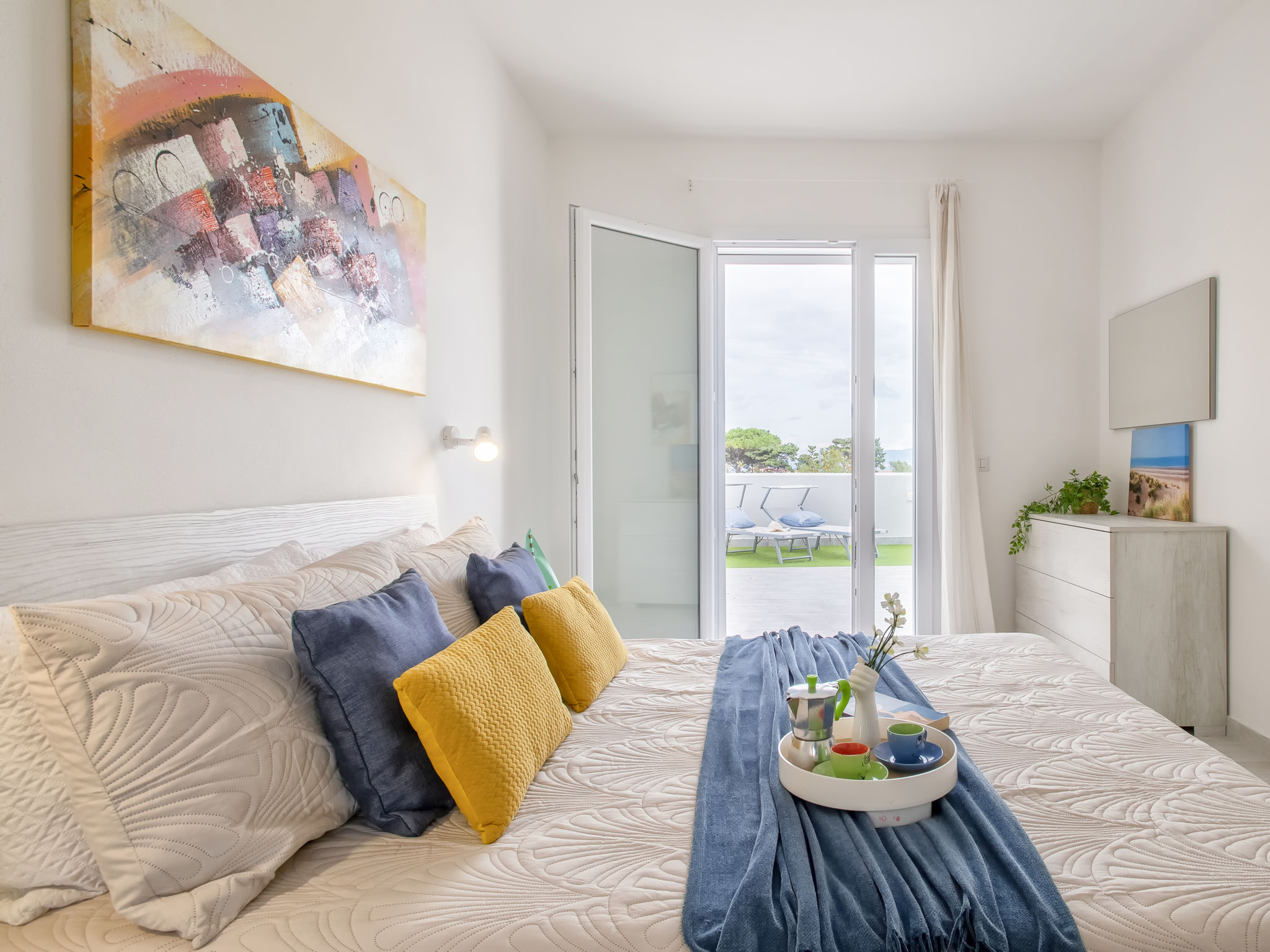 Photo of La terrazza sulla piscina