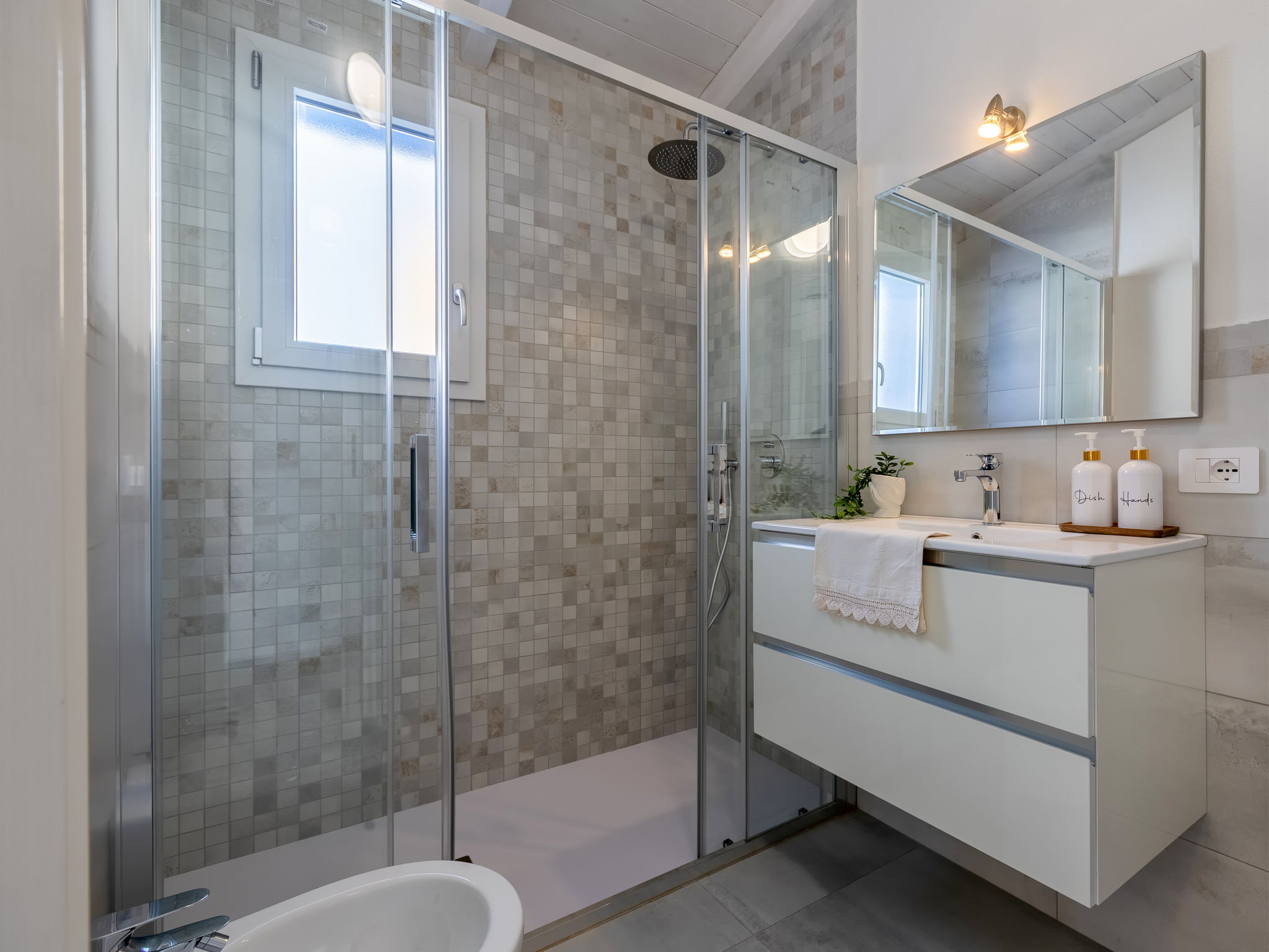 Photo of Nereide Blu