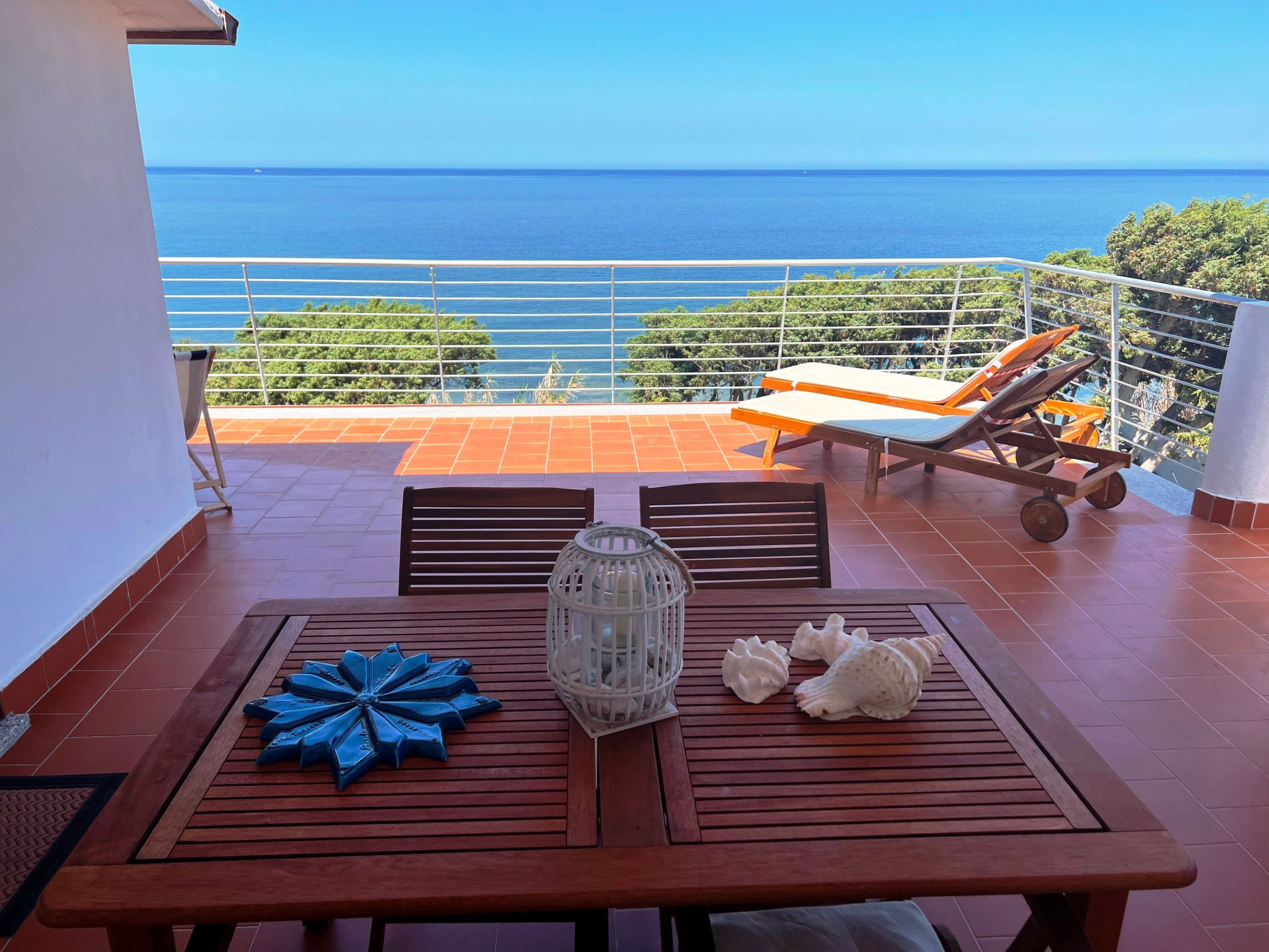 Schöne und private Wohnung am Meer