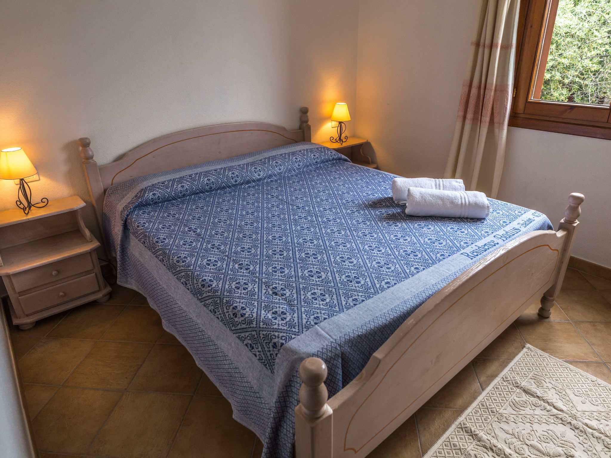 Badus in Badesi-Binnen