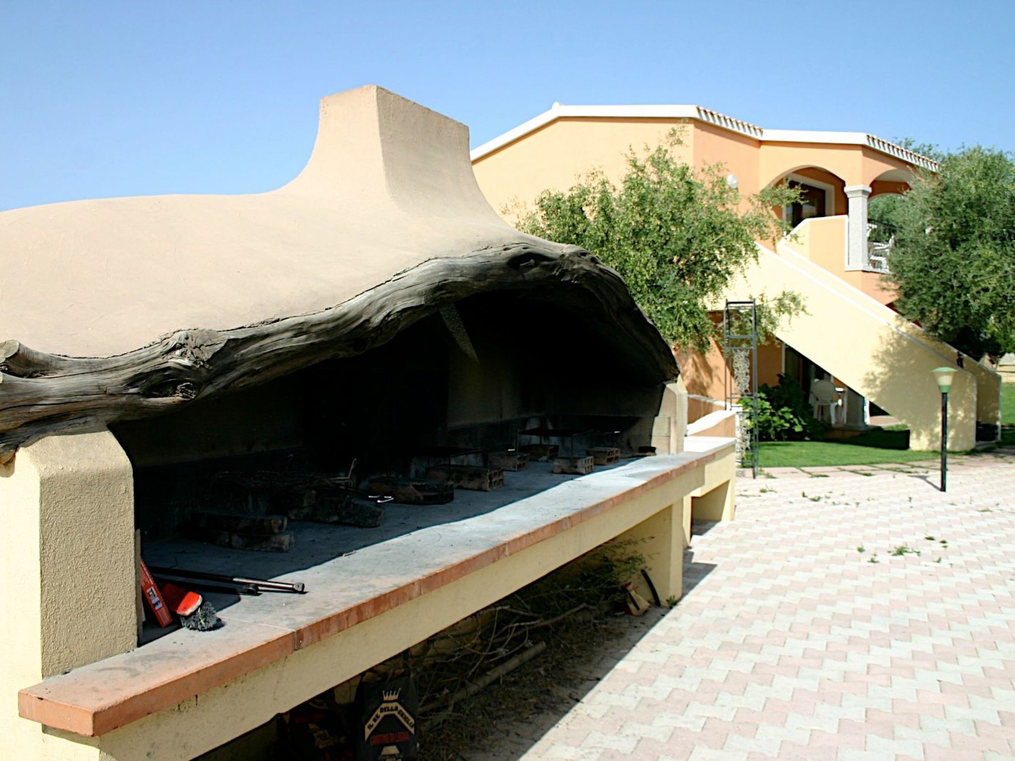 Badus in Badesi-Binnen