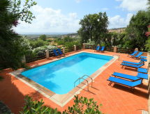 Villa Bouganville: ruime familievilla met zwembad in Badesi, Sardinië - thumbnail 2
