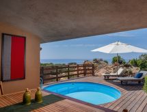 in Costa Paradiso mit Eigenem Pool