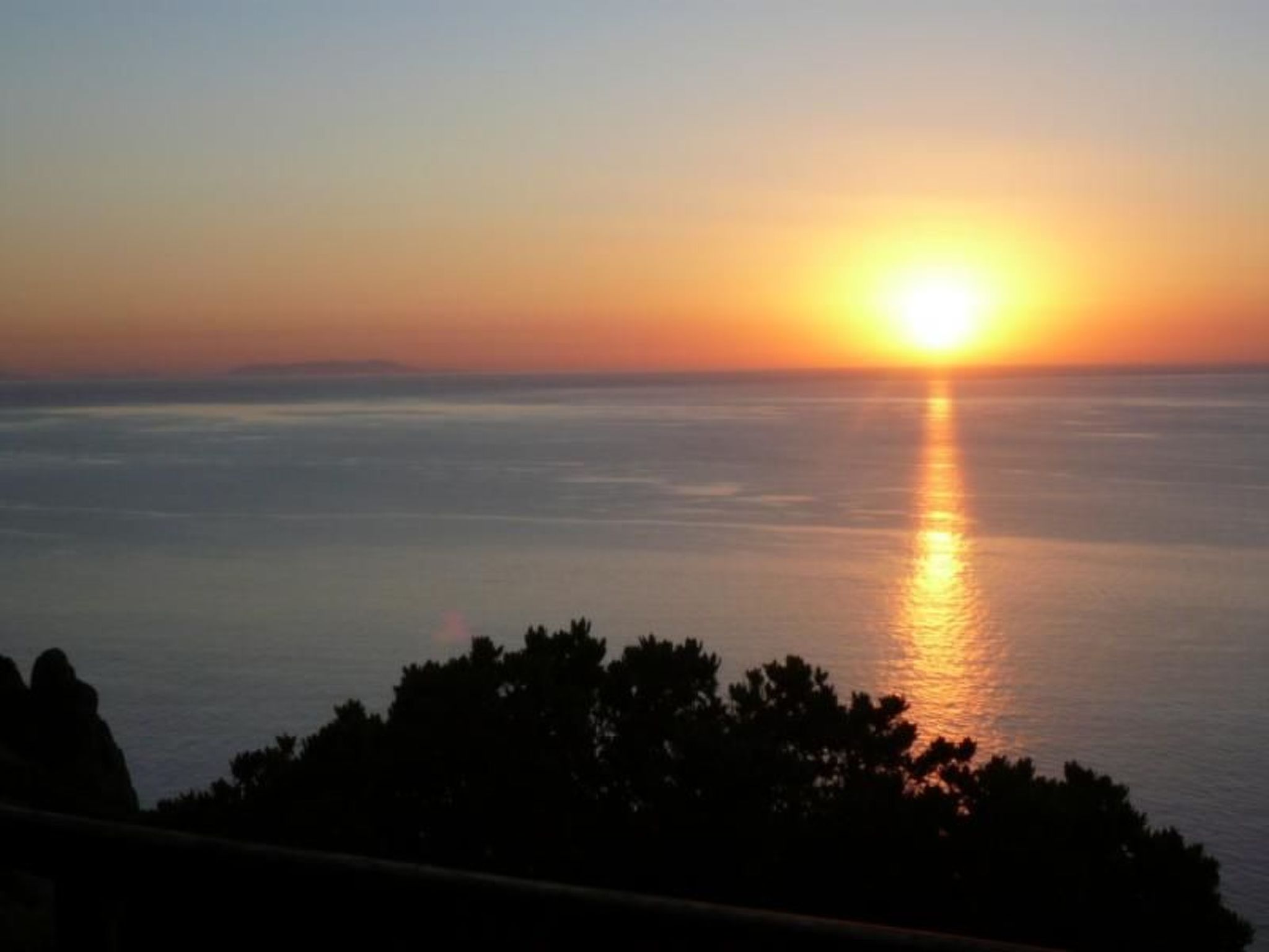 Für zwei Personen mit Pool und Sonnenterrasse und wundabarem Seeblick-Image-tags.info