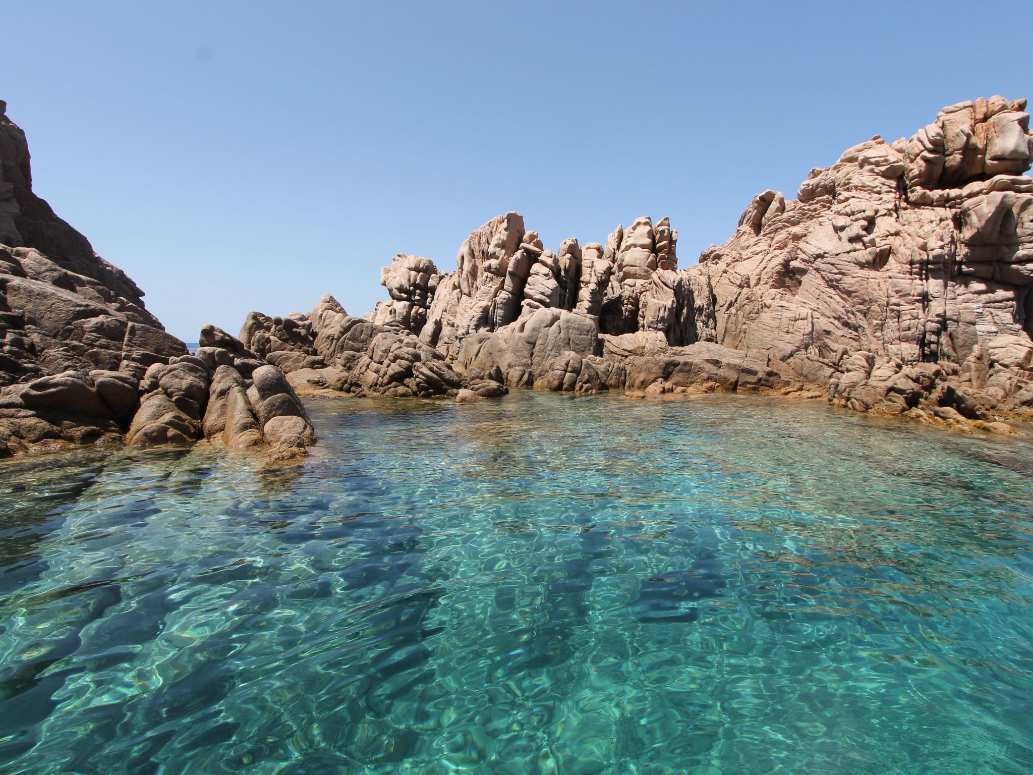 Villetta Corallo mit Aussicht und wenige Meter vom Meer entfernt-Outside