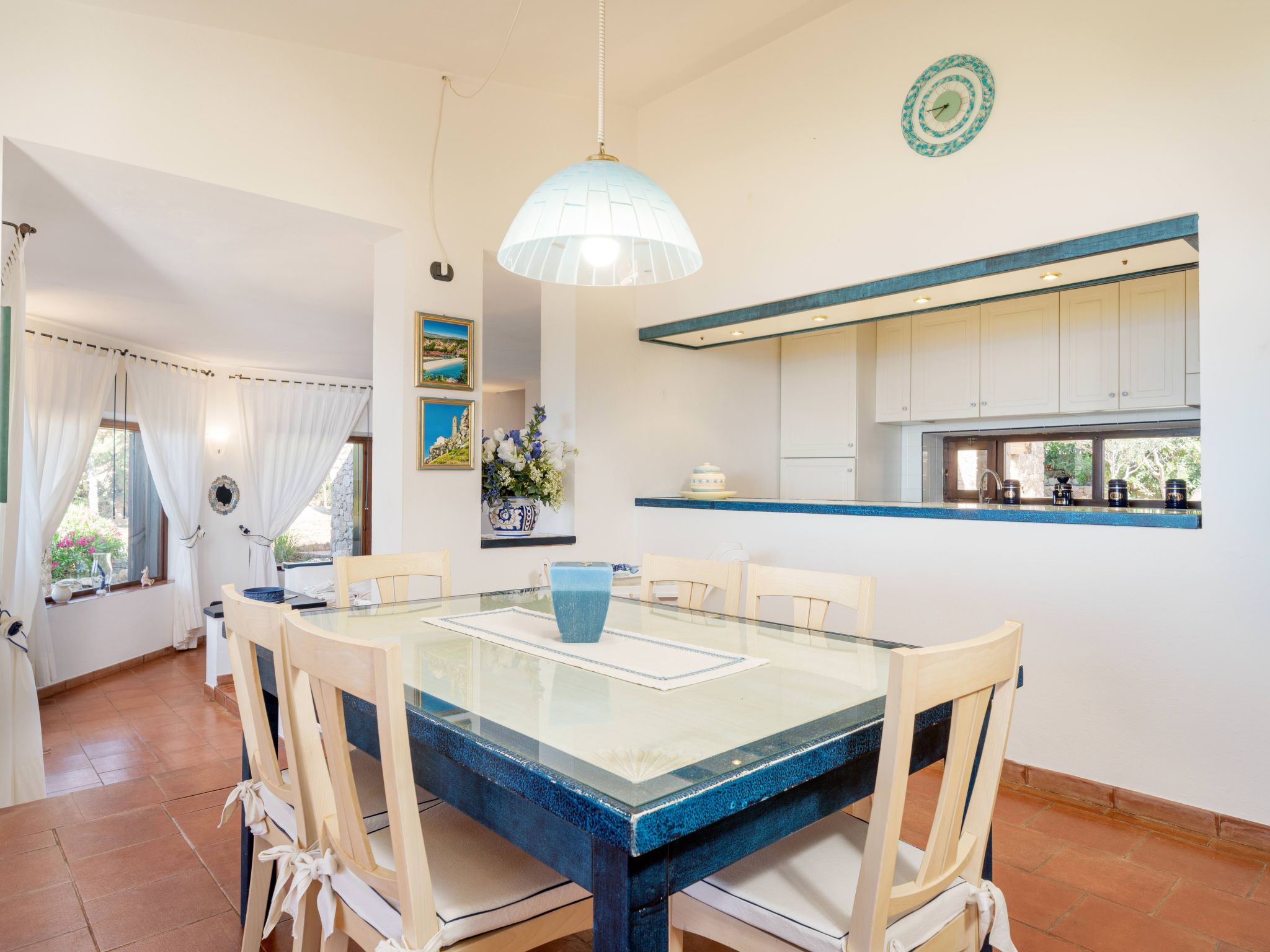 Villa mit privatem Garten und Meerblick-Binnen