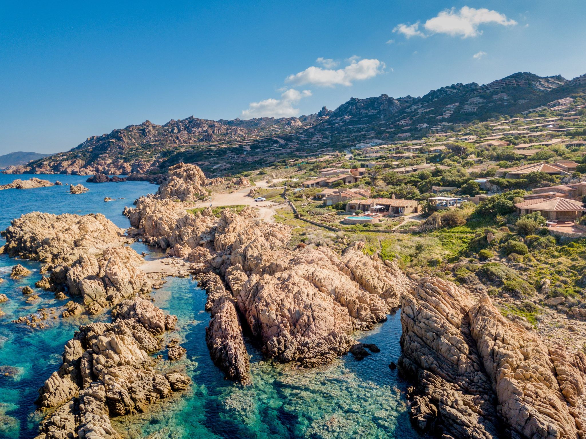 Villa mit privatem Garten und Meerblick-Image-tags.info