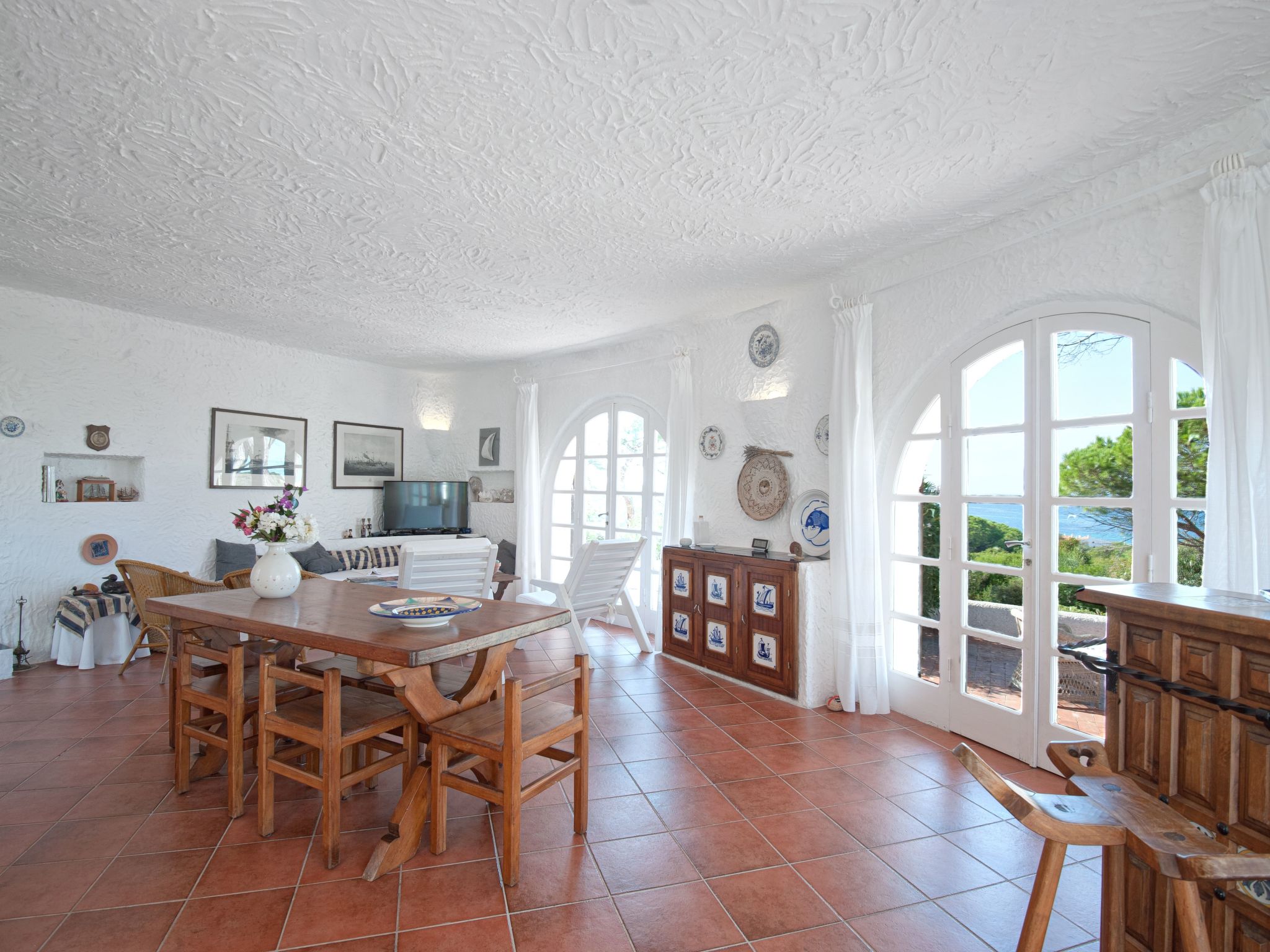 Villa Costa Rossa-Binnen