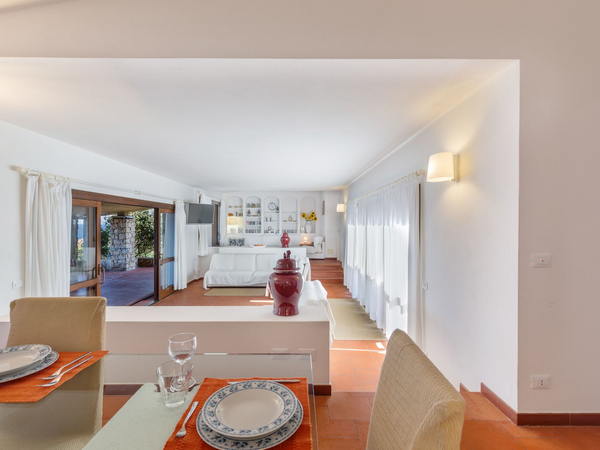 In Costa Paradiso mit Grill, Terrasse und Garten-Binnen