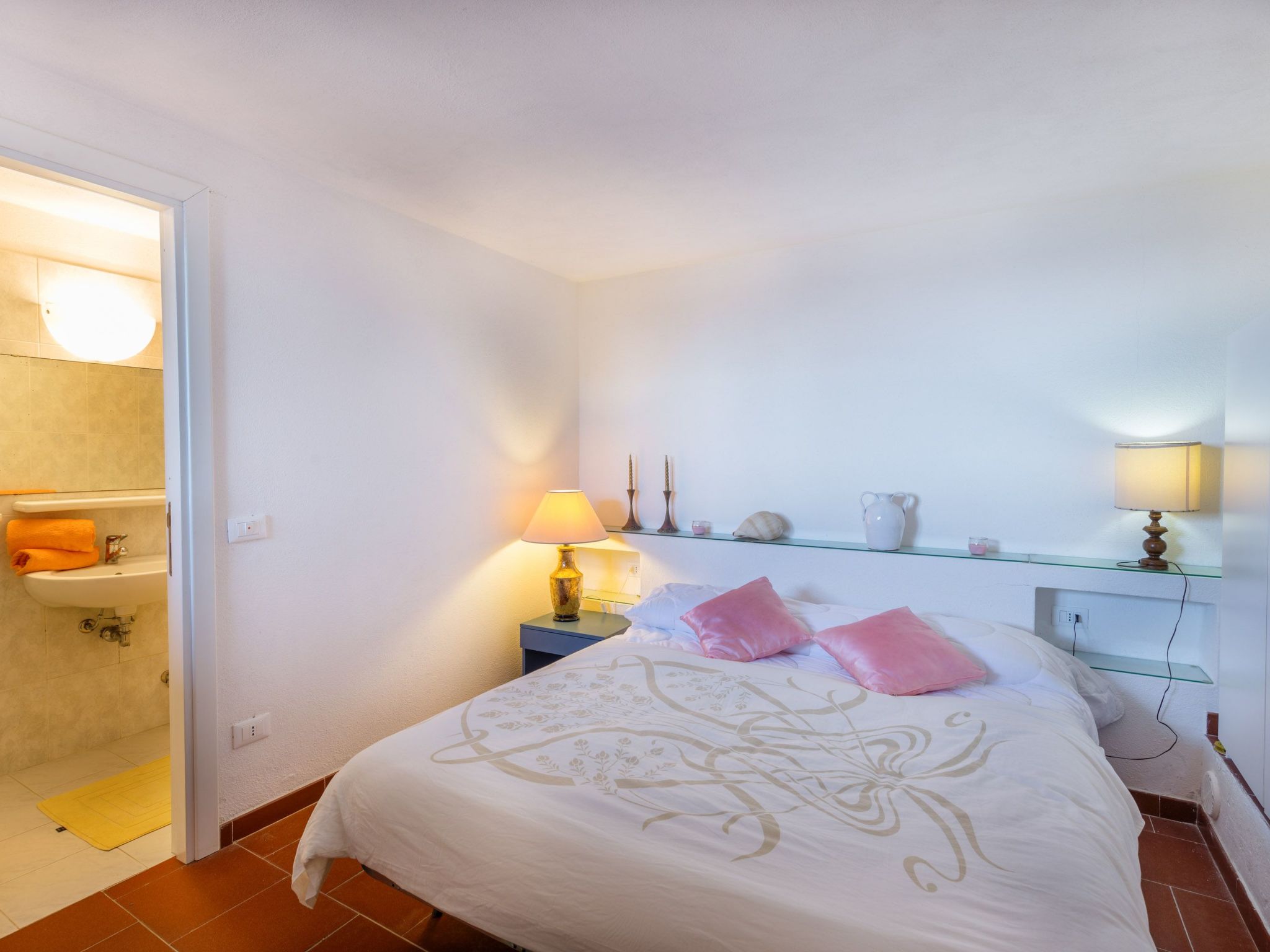 In Costa Paradiso mit Grill, Terrasse und Garten-Binnen