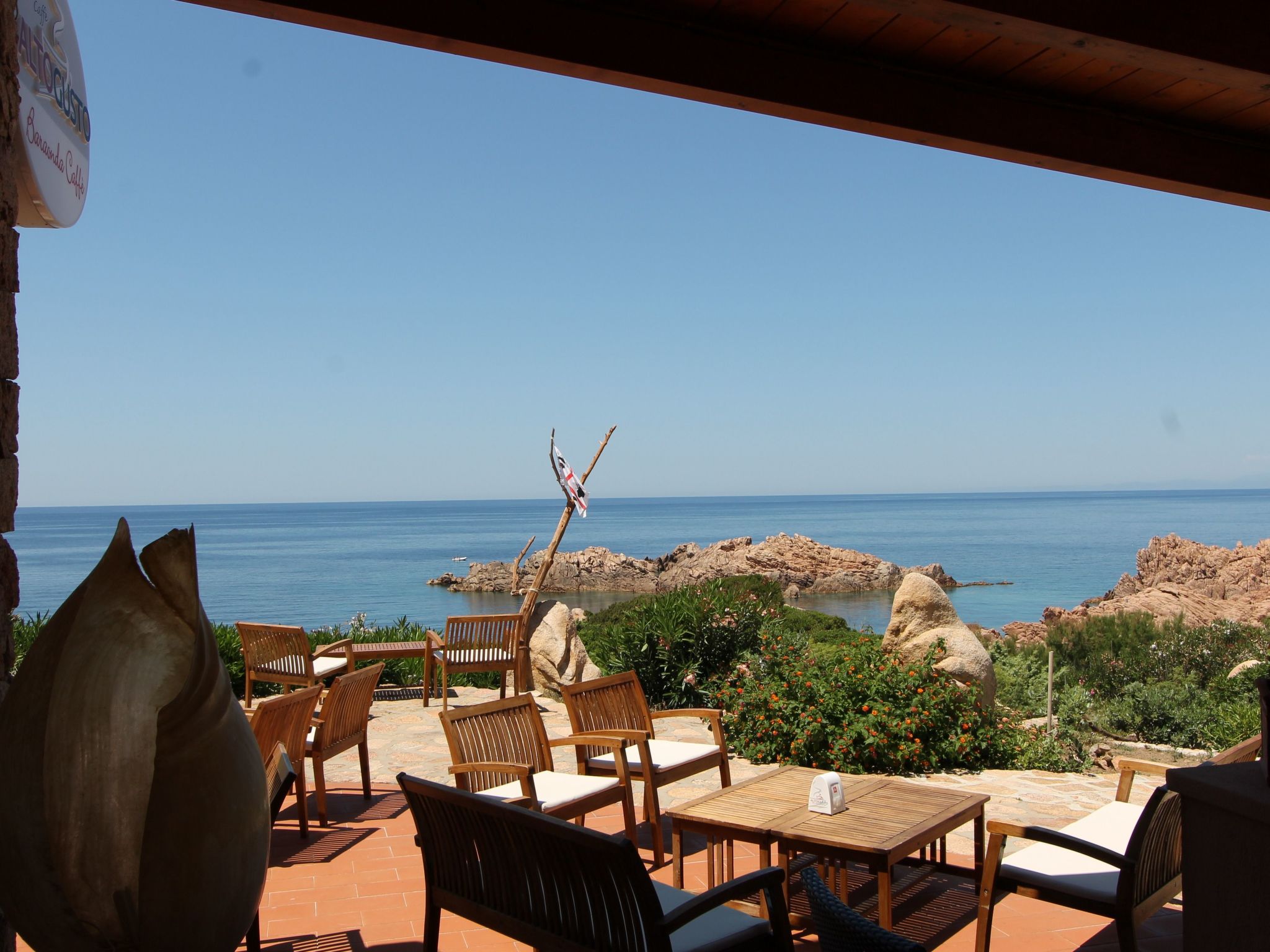 In Costa Paradiso mit Grill, Terrasse und Garten-Buiten