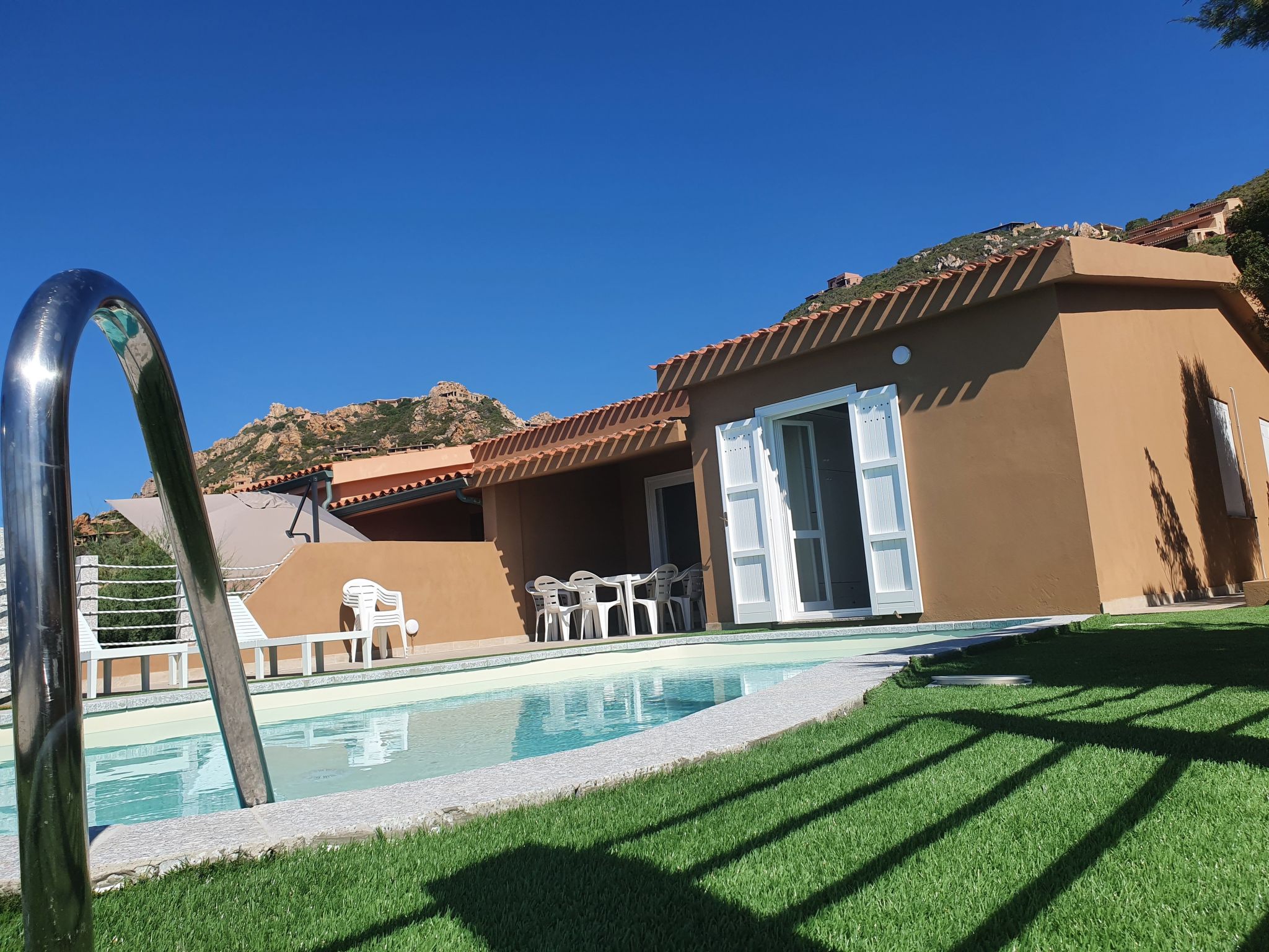 Pireo by DomusAway - Image-tags.info