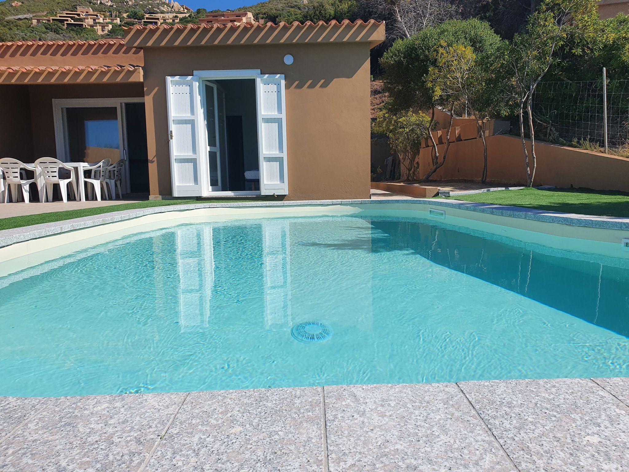 Pireo by DomusAway - Image-tags.info