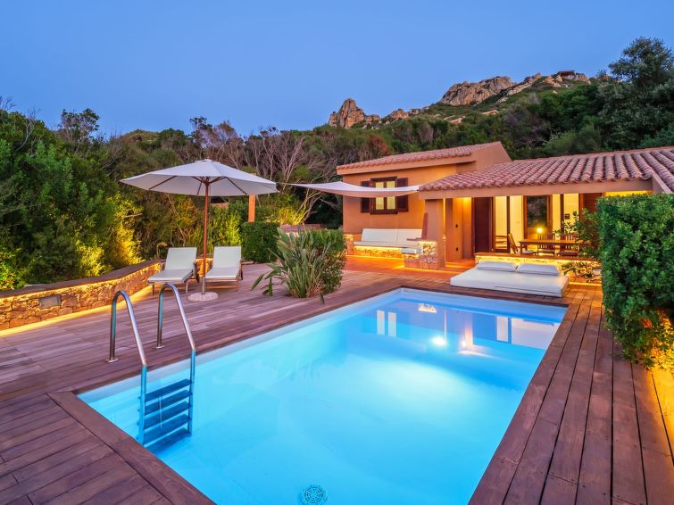 'Villa Beatrice' Mit Eigenem Pool - Sardinia