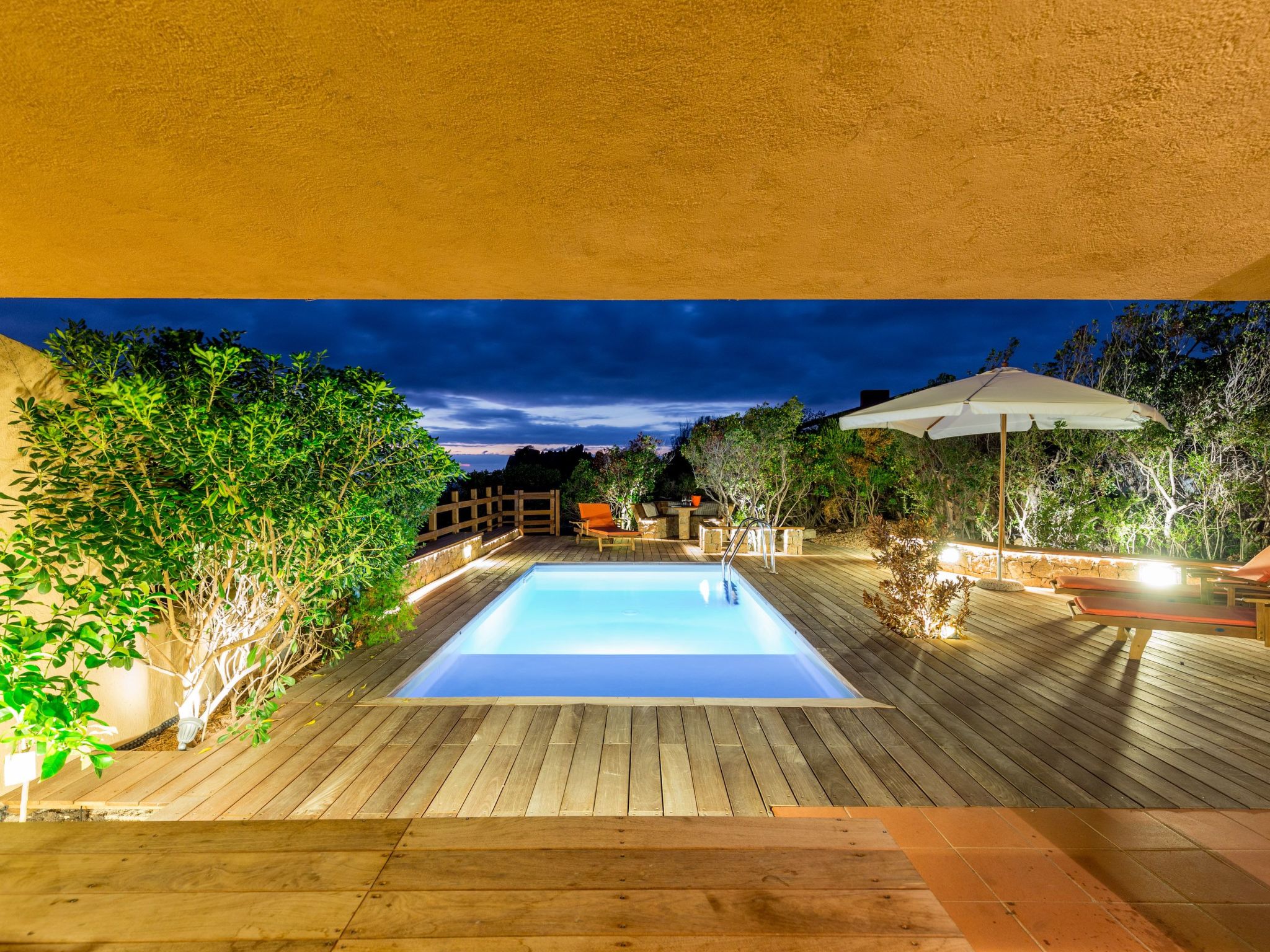 'Villa Beatrice' mit eigenem Pool - Buiten