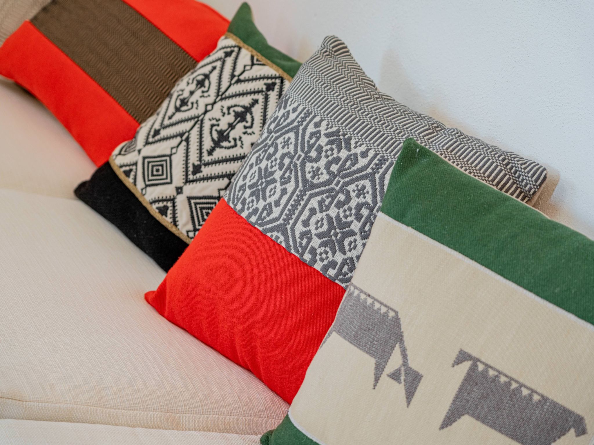 Für 2 Personen und 4 Kinder in Costa Paradiso, Sardinien (Gallura)-Inside