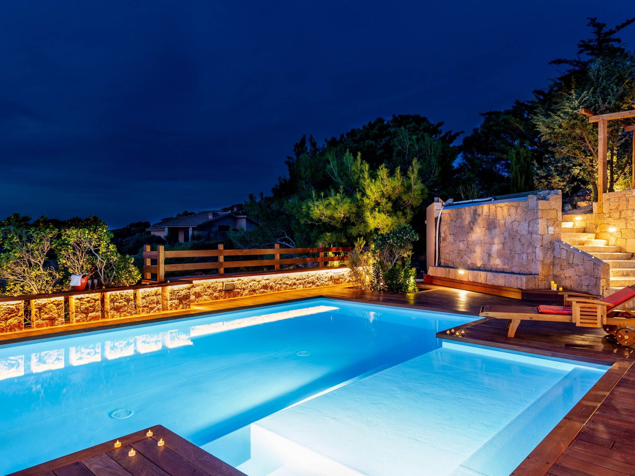 Für 2 Personen und 4 Kinder in Costa Paradiso, Sardinien (Gallura)-Image-tags.info