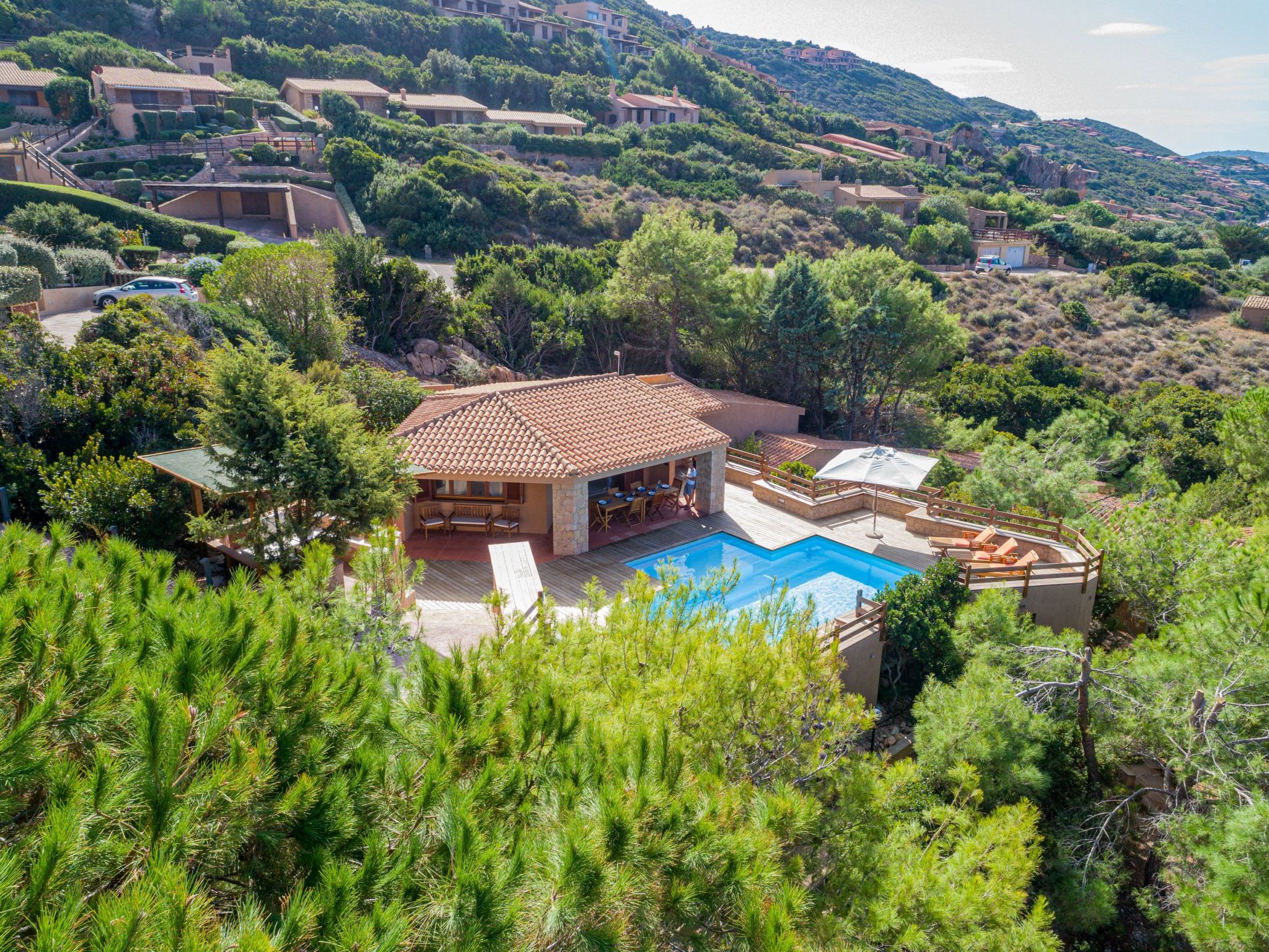 Für 2 Personen und 4 Kinder in Costa Paradiso, Sardinien (Gallura)-Outside