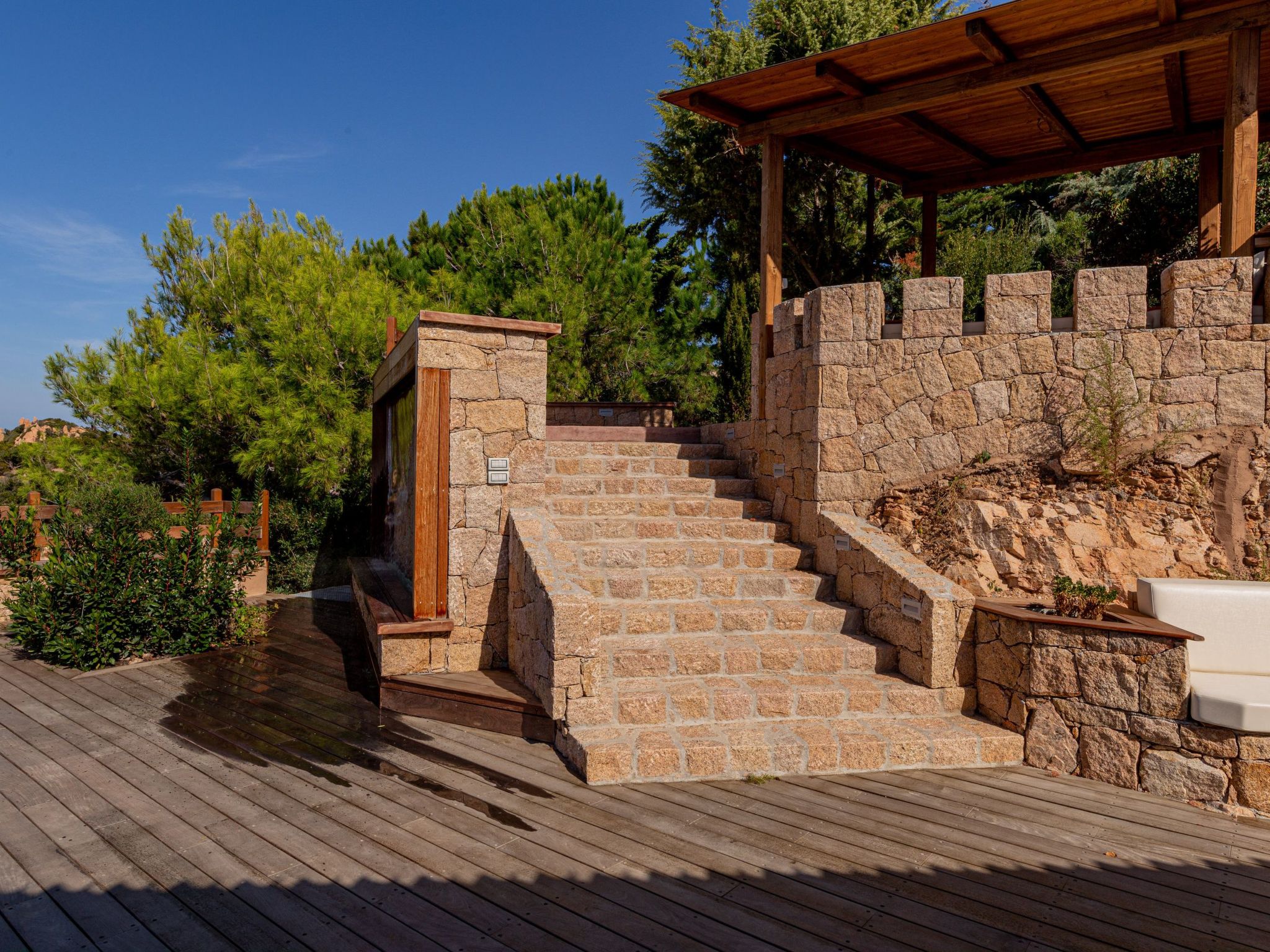 Für 2 Personen und 4 Kinder in Costa Paradiso, Sardinien (Gallura)-Image-tags.info