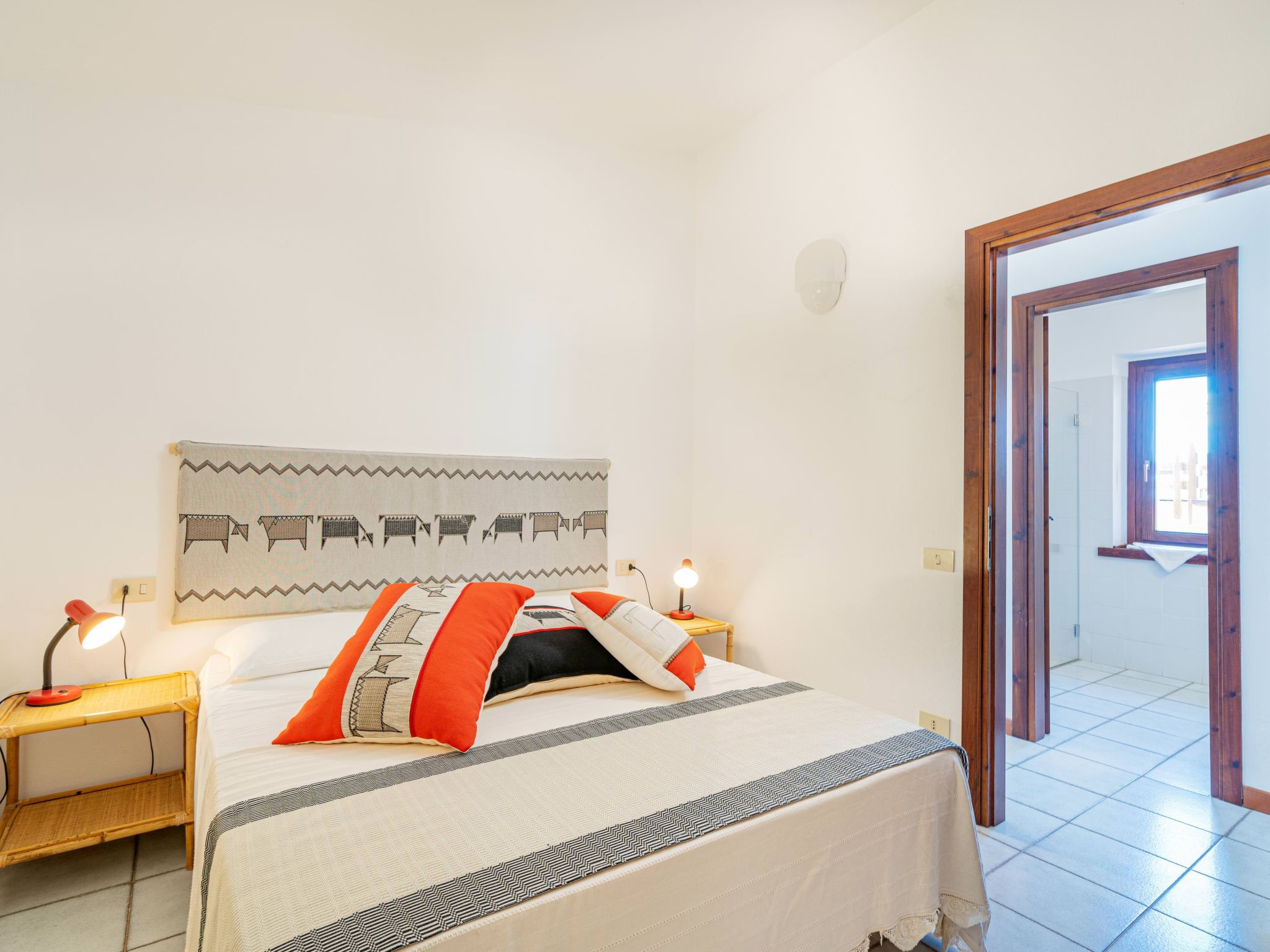 Für 2 Personen und 4 Kinder in Costa Paradiso, Sardinien (Gallura)-Image-tags.info