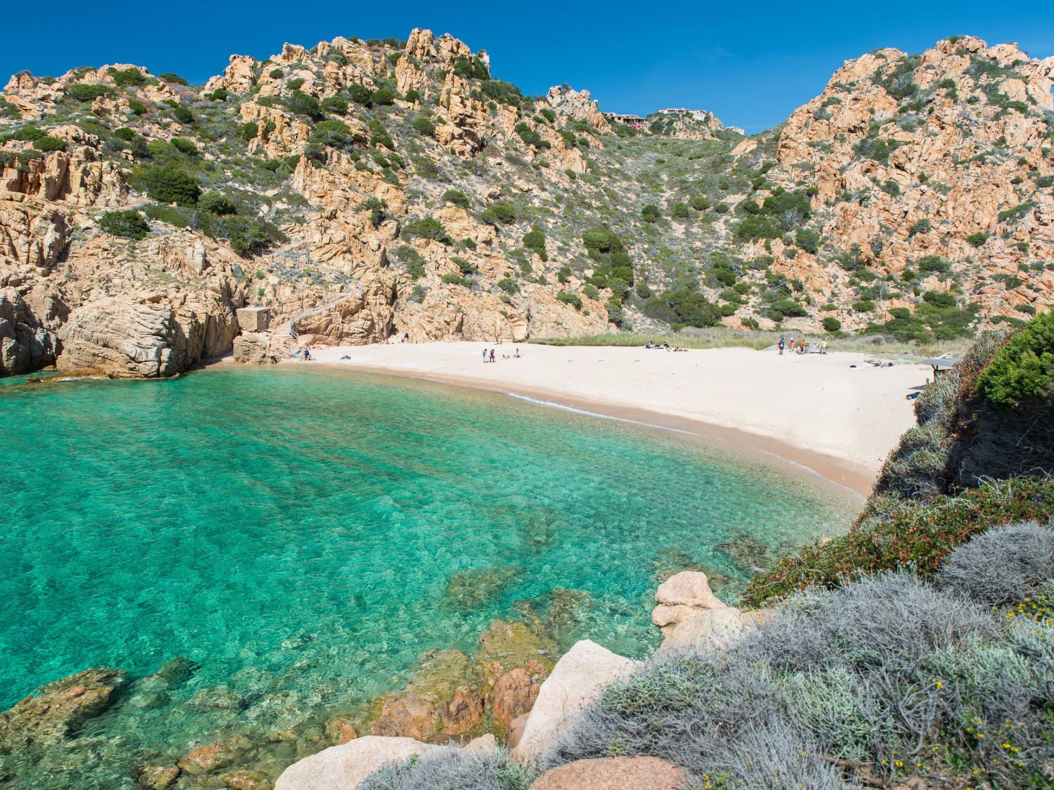 Für 2 Personen und 4 Kinder in Costa Paradiso, Sardinien (Gallura)-Image-tags.info